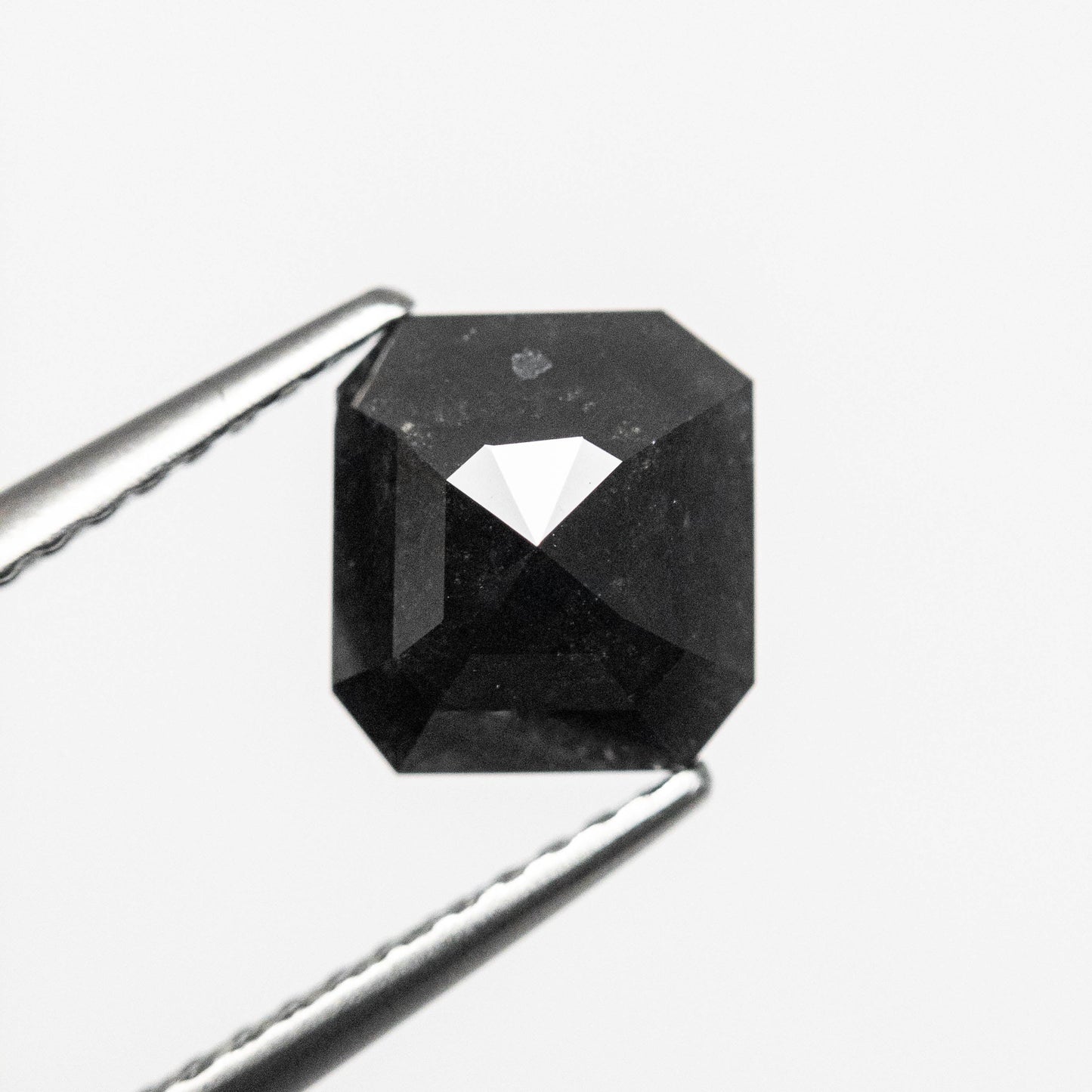 1.73ct 7.10x6.53x3.46mm カットコーナー レクタングル ローズカット 23187-02