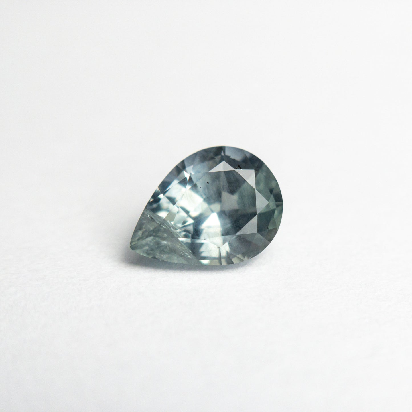 1.11ct 7.48x5.44x3.82mm ペア ブリリアント サファイア 23425-06