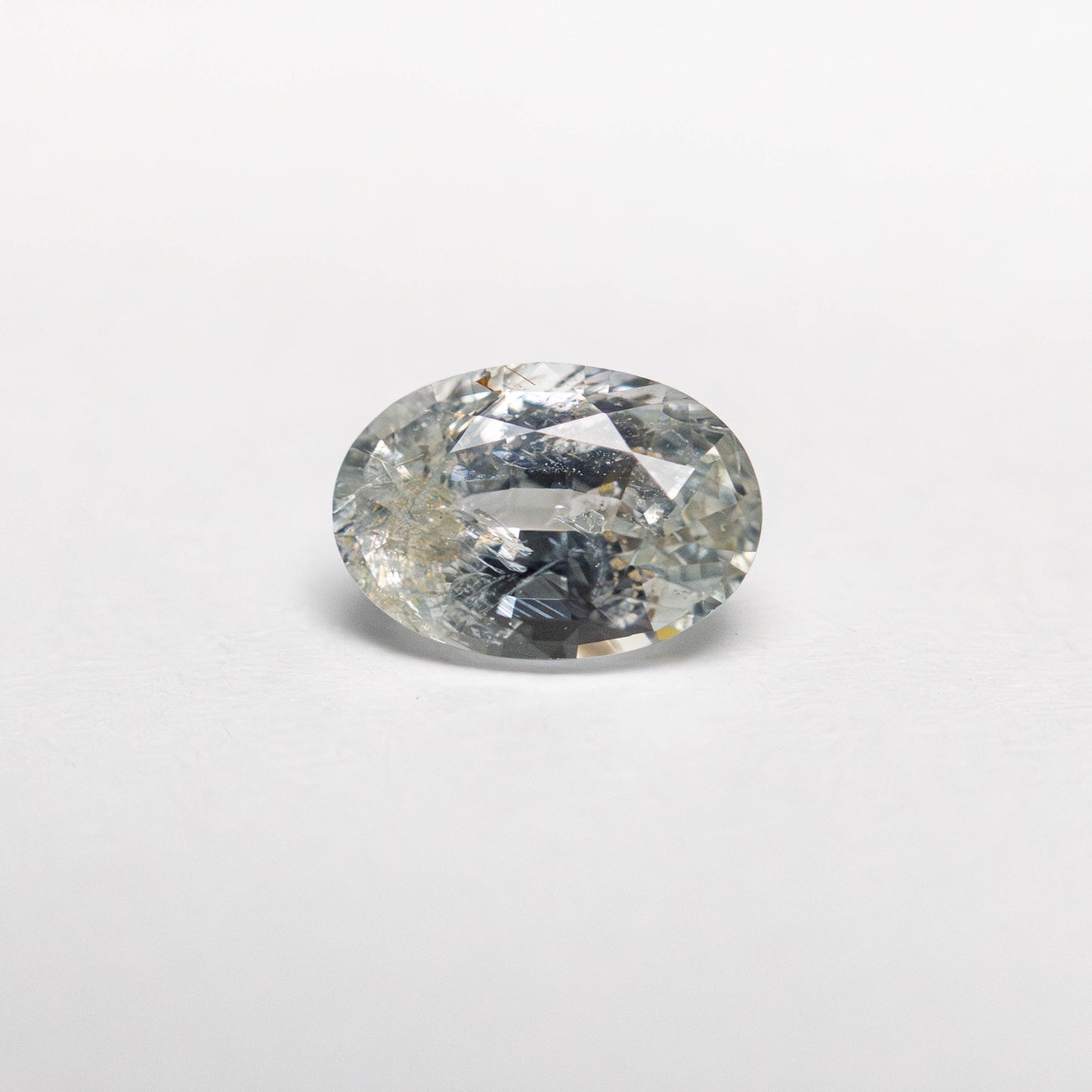 0.78ct 6.56x4.58x3.23mm オーバル ブリリアント サファイア 23426-48