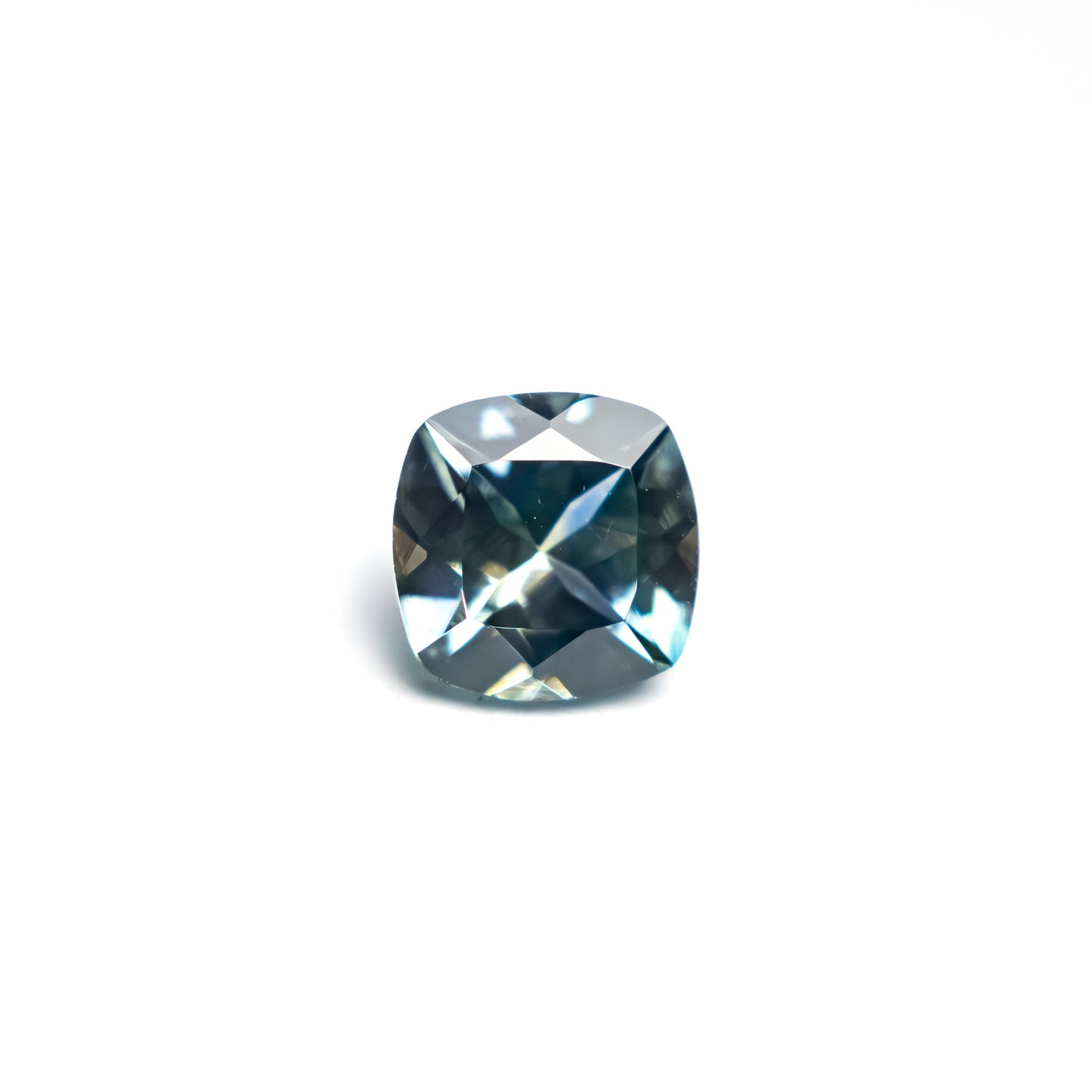 0.65ct 5.09x5.06x3.09mm クッションブリリアントサファイア 23466-17