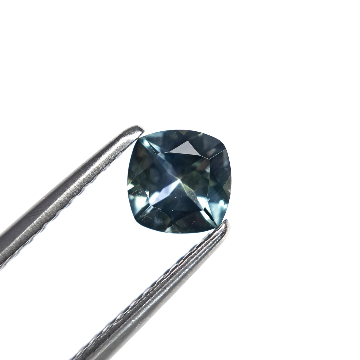 0.65ct 5.09x5.06x3.09mm クッションブリリアントサファイア 23466-17