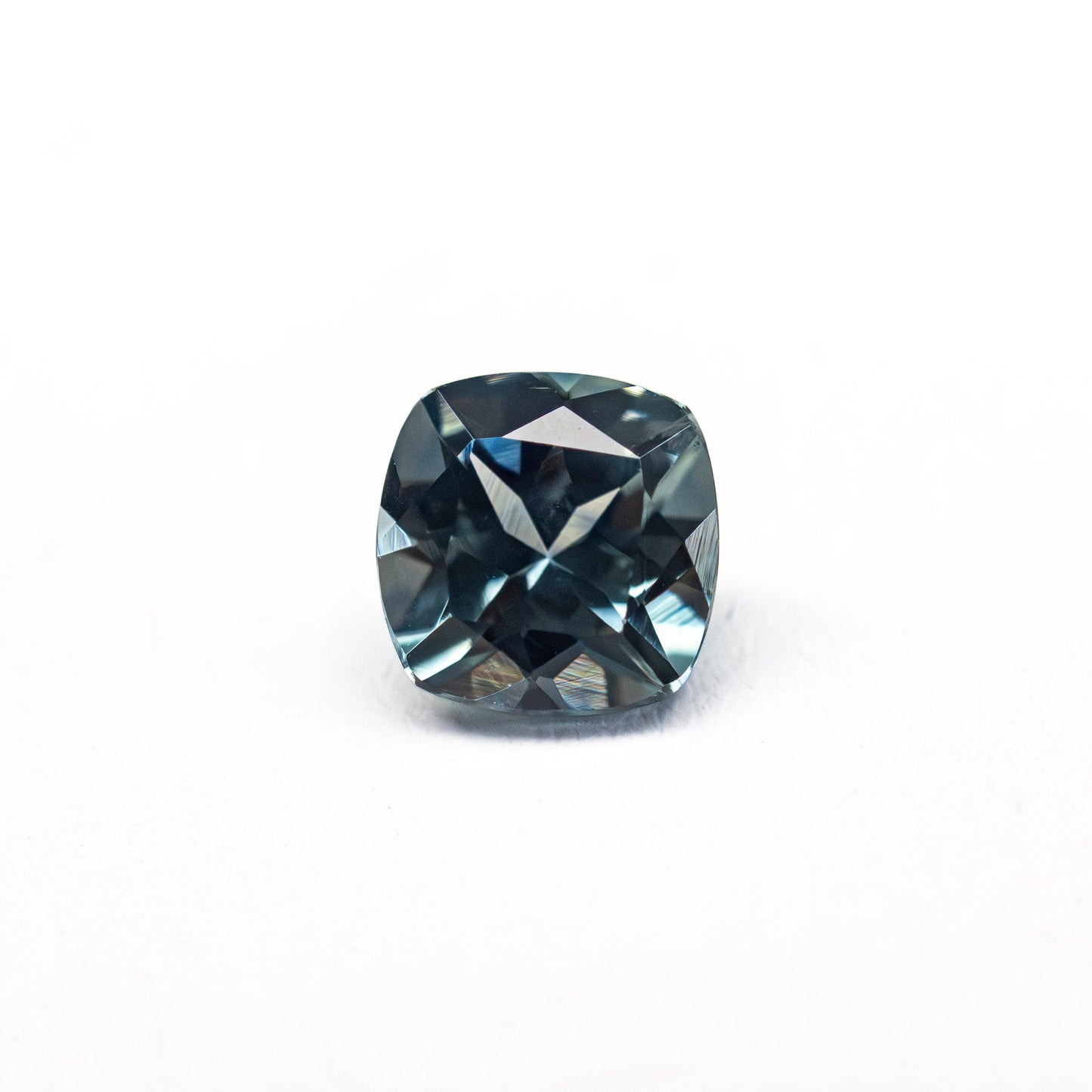 0.81ct 5.09x5.08x3.56mm クッションブリリアントサファイア 23466-21