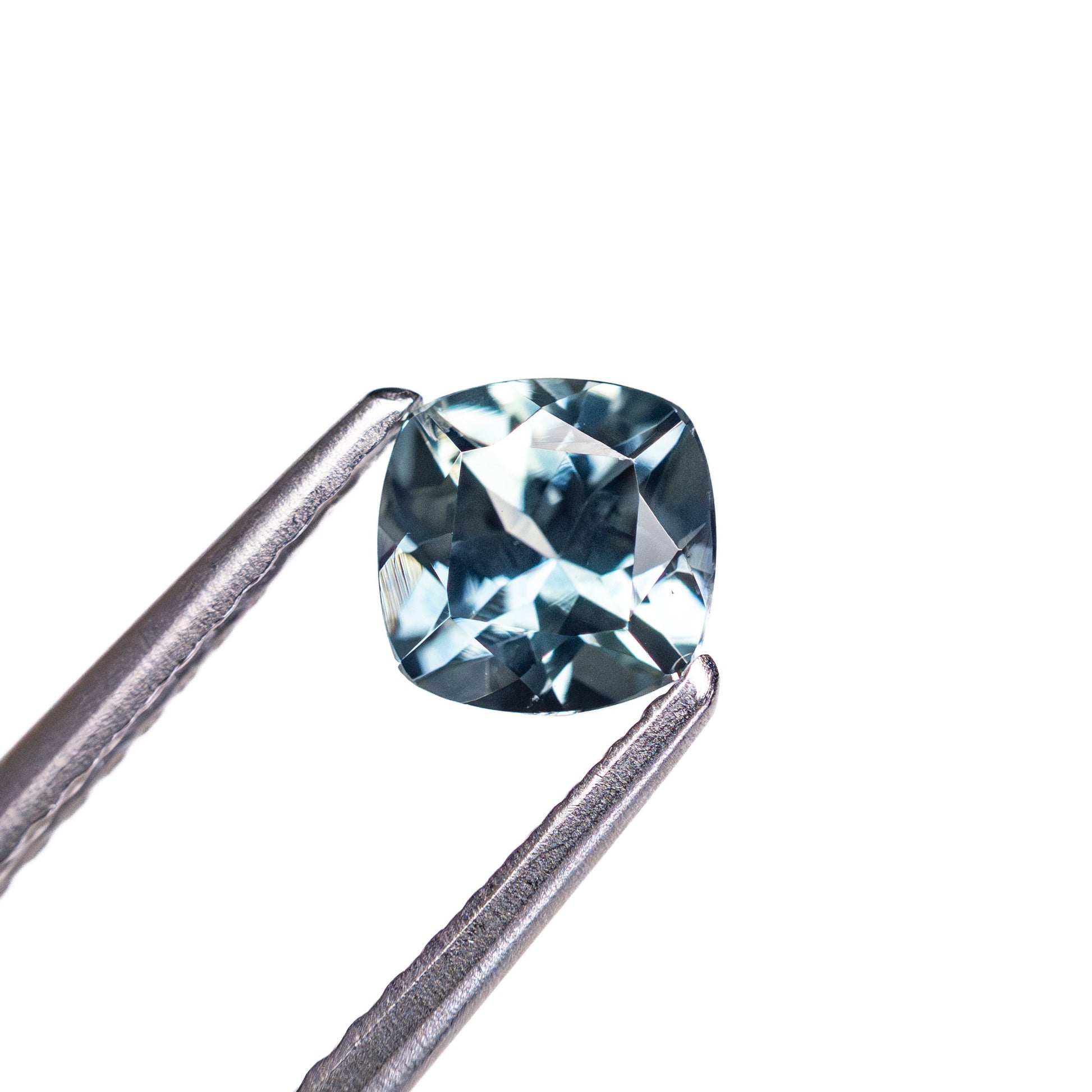 0.81ct 5.09x5.08x3.56mm クッションブリリアントサファイア 23466-21