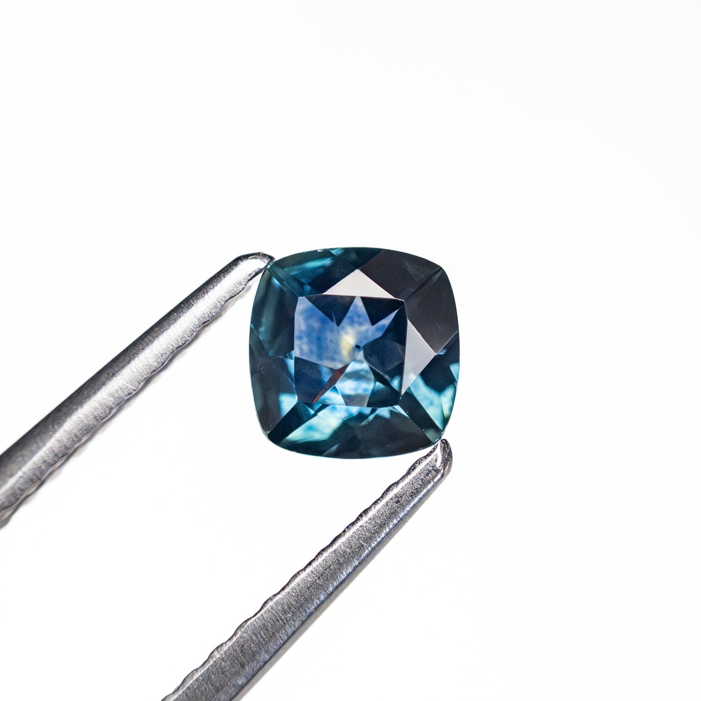 0.63ct 5.08x5.07x2.76mm クッションブリリアントサファイア 23466-23