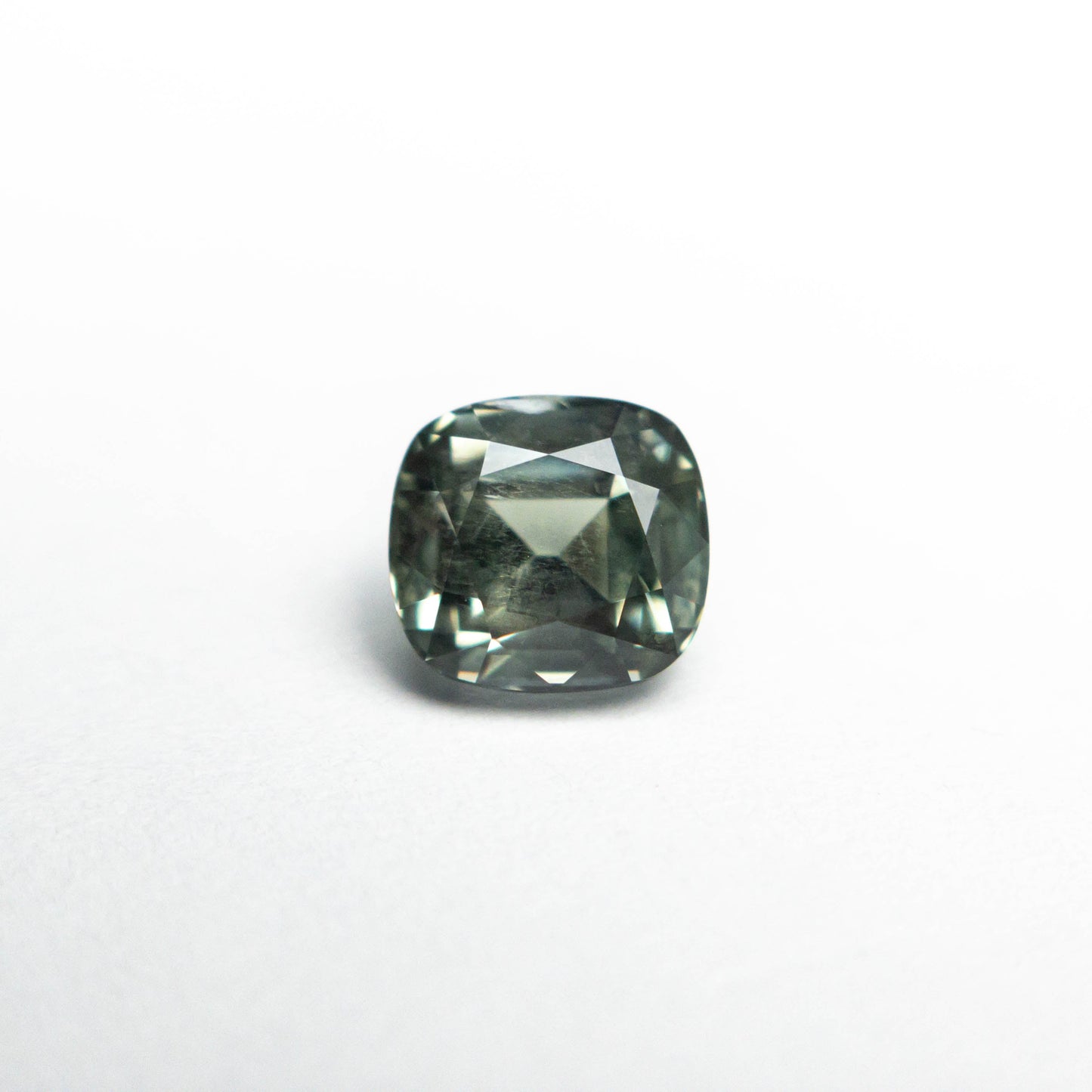 0.98ct 5.45x5.08x3.74mm クッション ブリリアント サファイア 23674-05