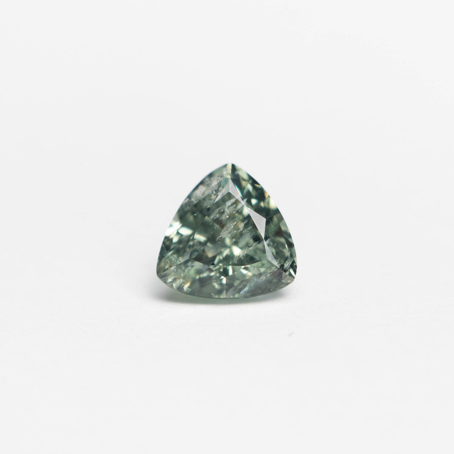 0.78ct 5.35x5.52x3.68mm トリリオン ブリリアント サファイア 23675-08