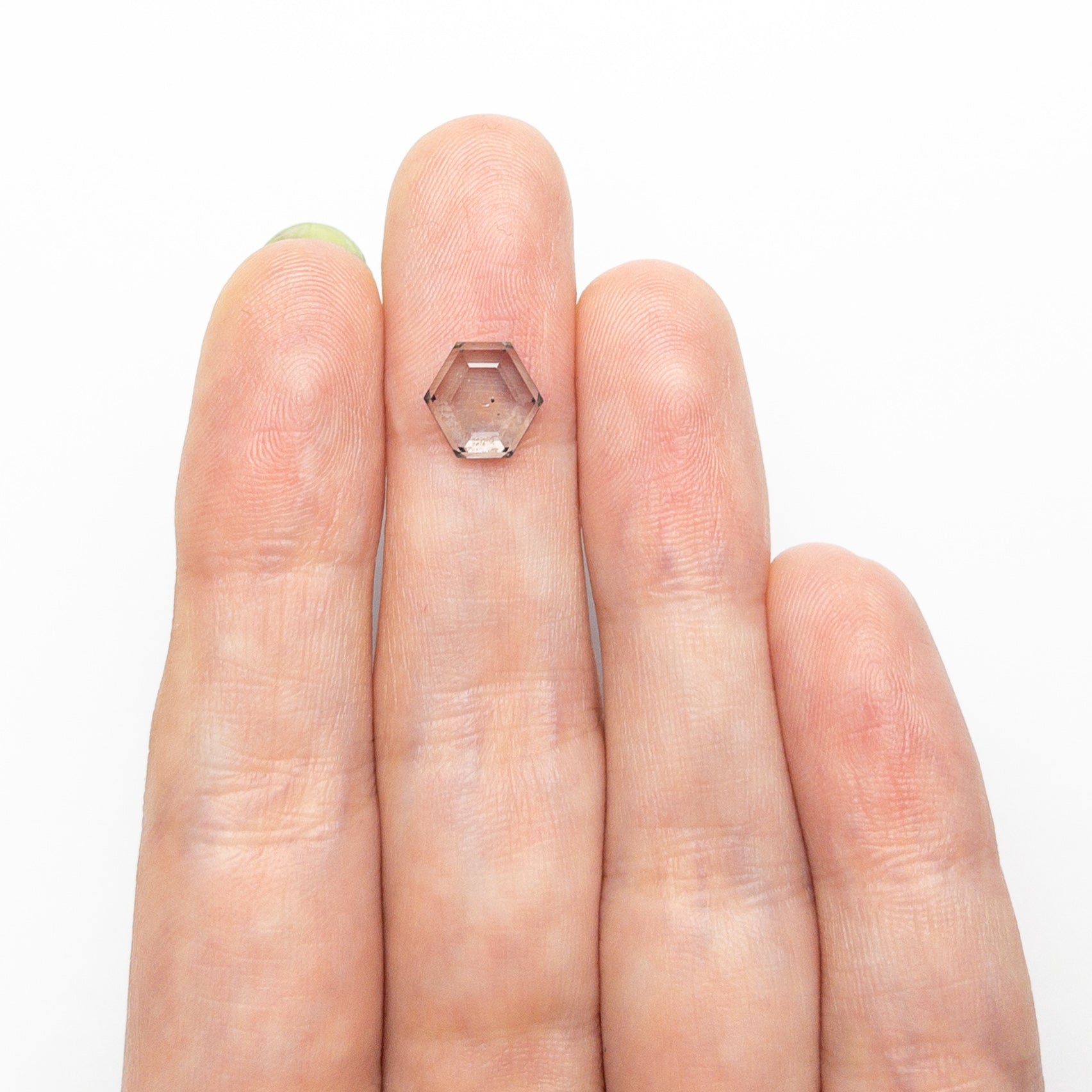 2.49カラット 7.98x8.31x3.35mm ヘキサゴン ポートレートカット サファイア 23678-10
