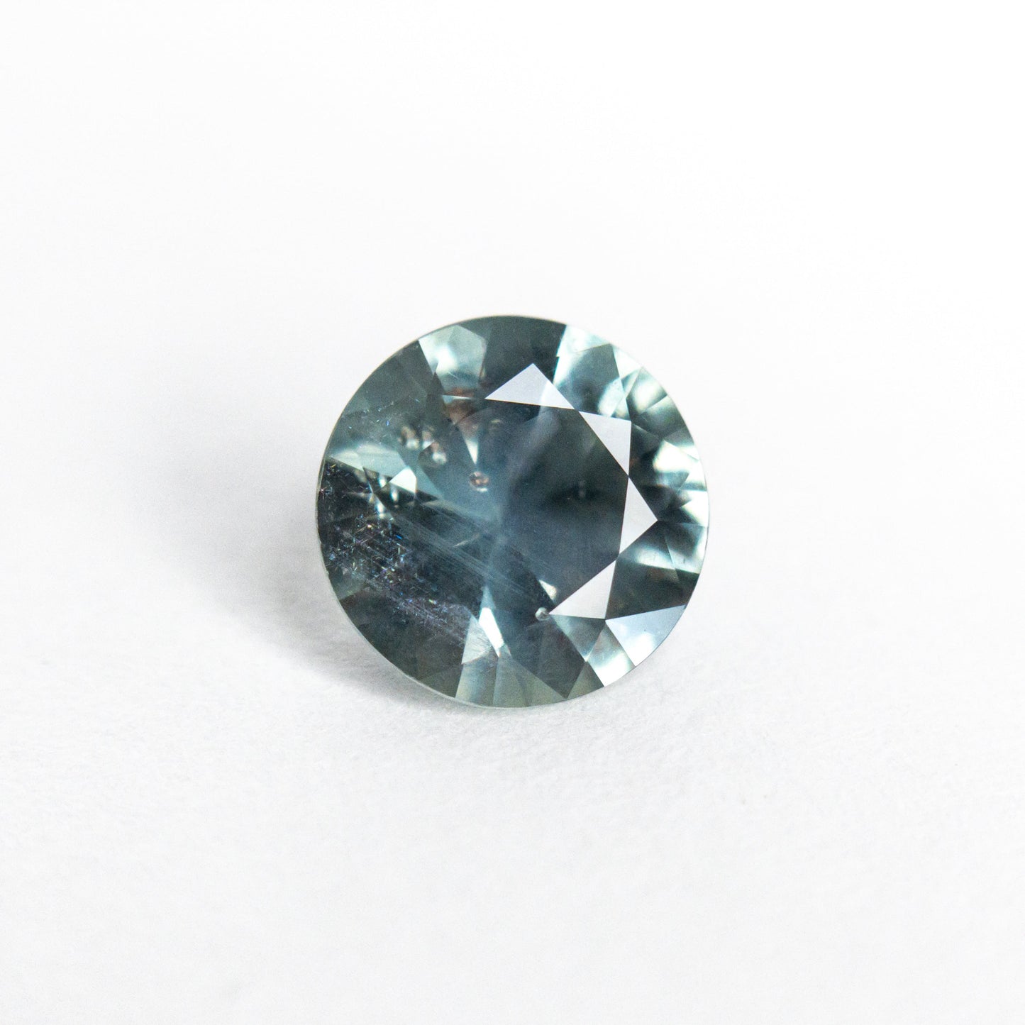 1.45ct 7.07x7.03x4.31mm ラウンドブリリアントサファイア 23687-12