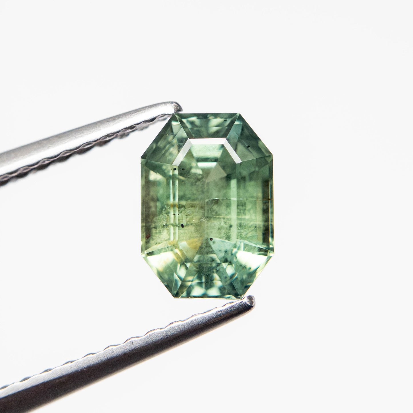 1.59ct 7.18x5.13x4.35mm カット コーナー レクタングル ステップ カット サファイア 23699-04