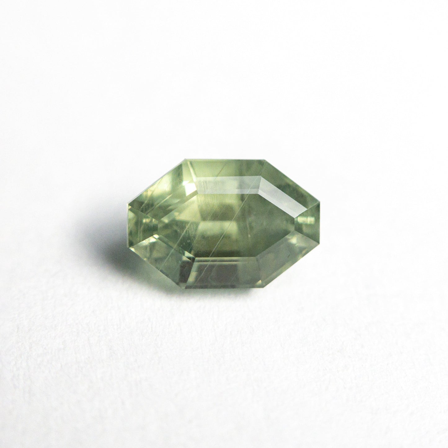 1.47ct 7.25x4.86x4.63mm カット コーナー レクタングル ステップ カット サファイア 23700-18