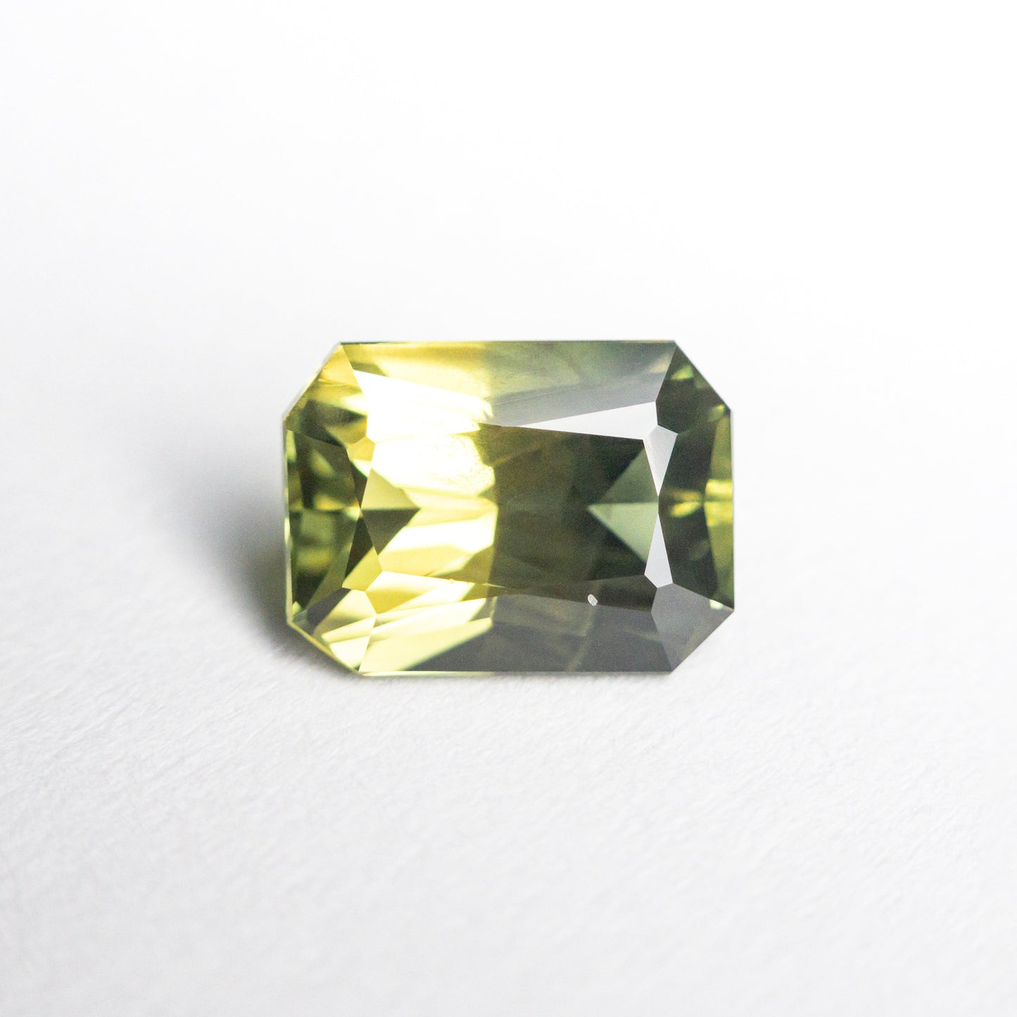 1.74ct 7.51x5.56x4.07mm カットコーナー レクタングル ブリリアント サファイア 23803-13