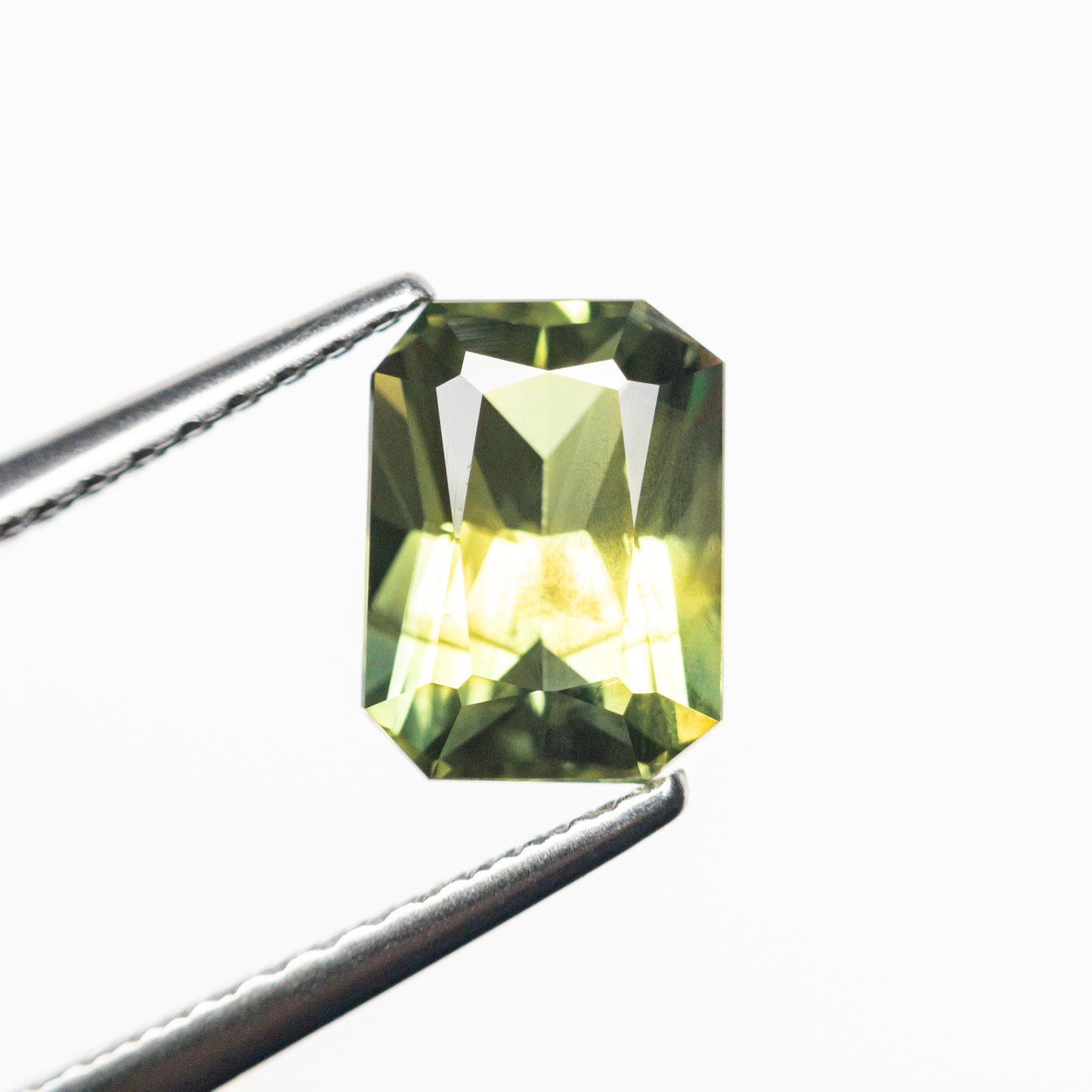 1.74ct 7.51x5.56x4.07mm カットコーナー レクタングル ブリリアント サファイア 23803-13