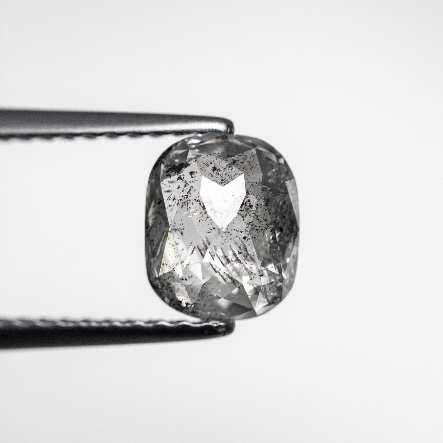 1.21ct 6.92x5.68x3.27mm クッション ダブルカット 23834-34