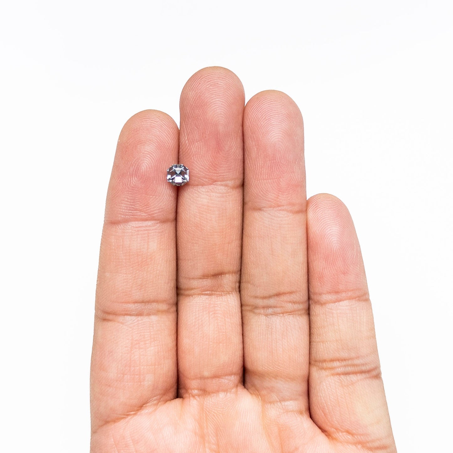0.82ct 4.97x4.91x4.06mm カットコーナースクエアステップカットサファイア 23903-20