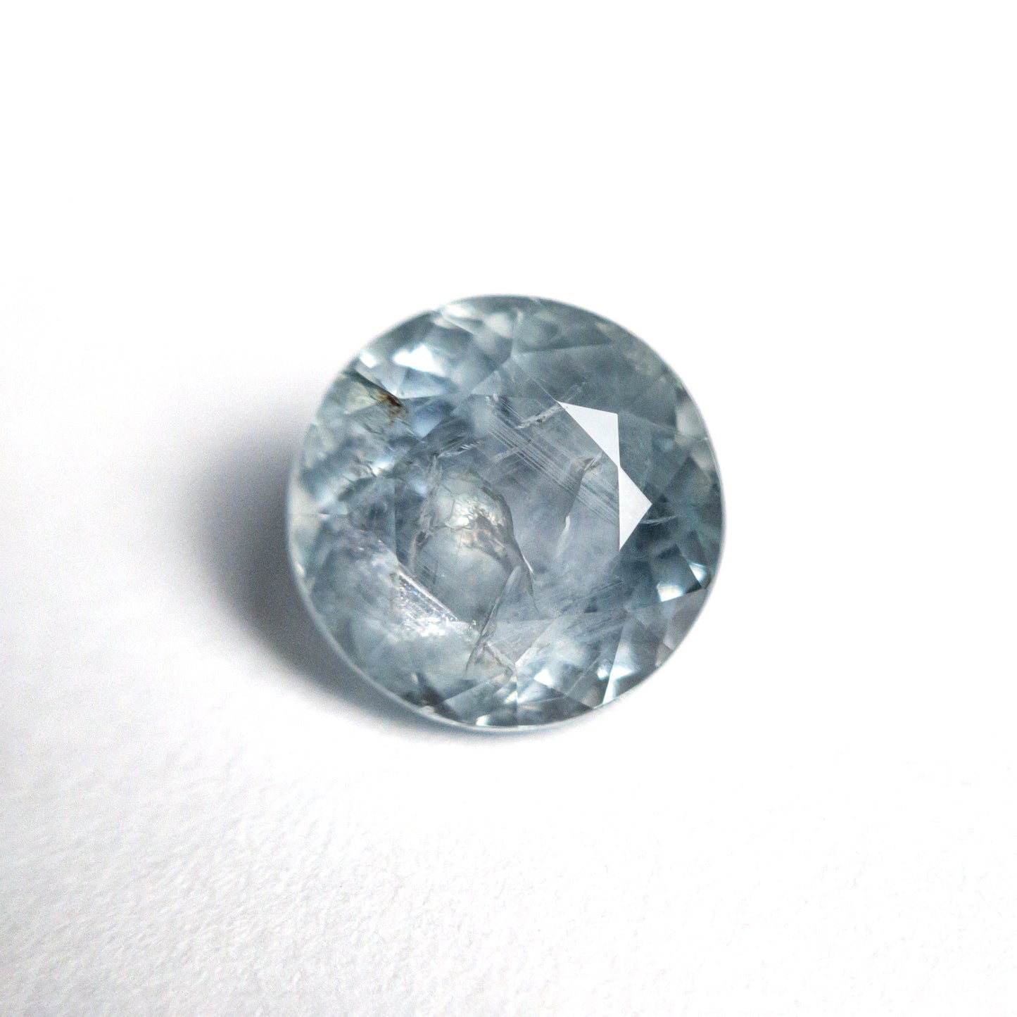 3.11ct 8.44x8.39x5.65mm ラウンドブリリアントサファイア 23963-03