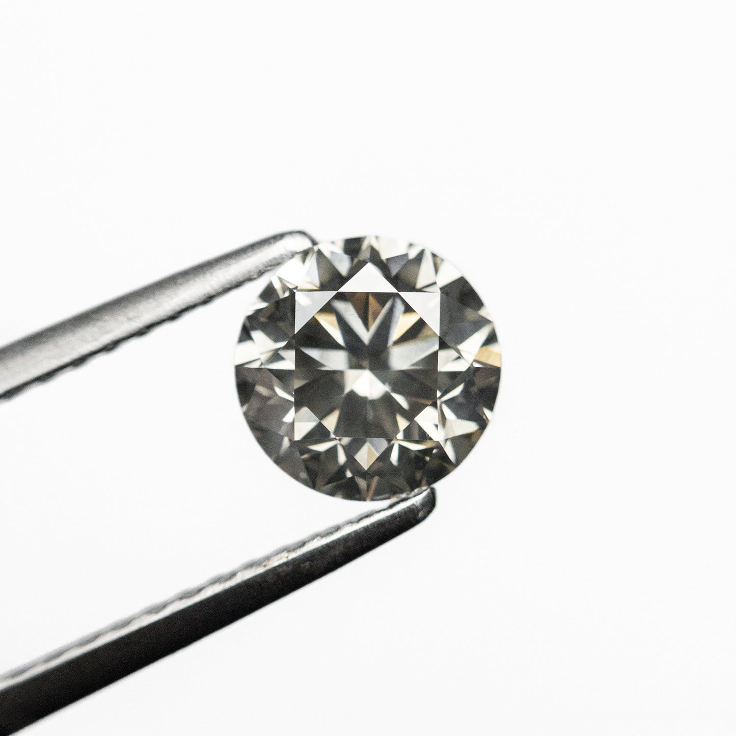 1.00ct 6.11x6.08x4.04mm SI1+ ファンシー グレー ラウンド ブリリアント 24269-01