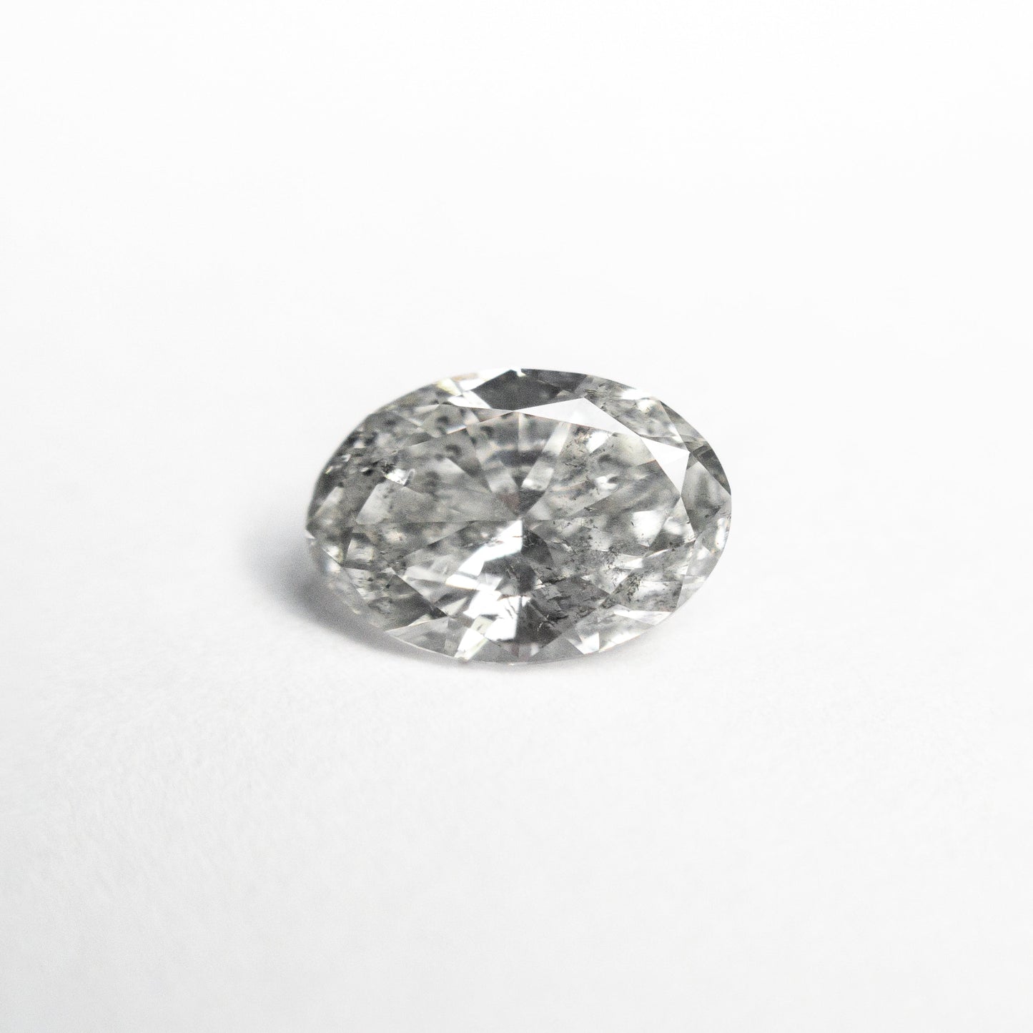 1.00ct 8.01x5.64x3.14mm オーバル ブリリアント 24501-02