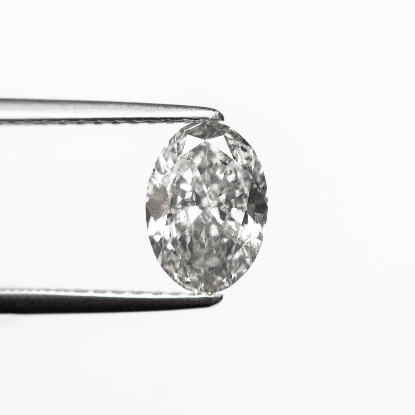 1.00ct 8.01x5.64x3.14mm オーバル ブリリアント 24501-02