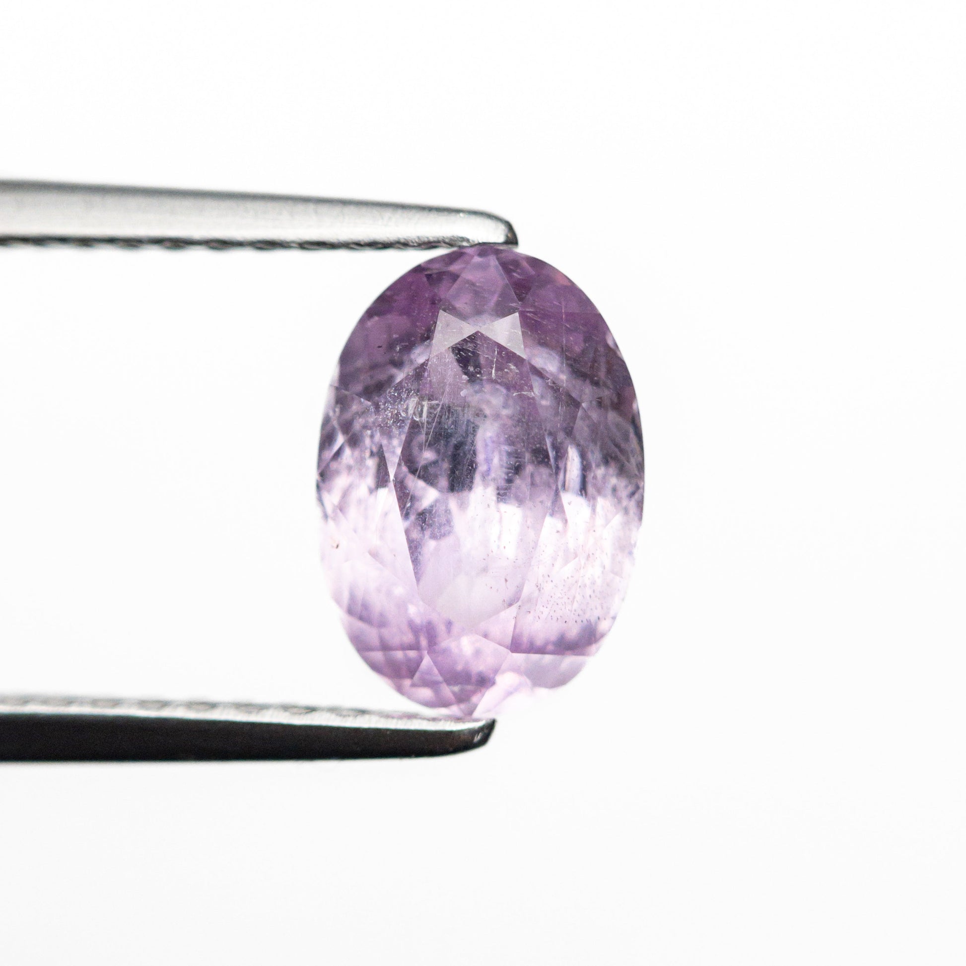 1.69ct 8.29x5.81x4.19mm オーバル ブリリアント サファイア 24680-01