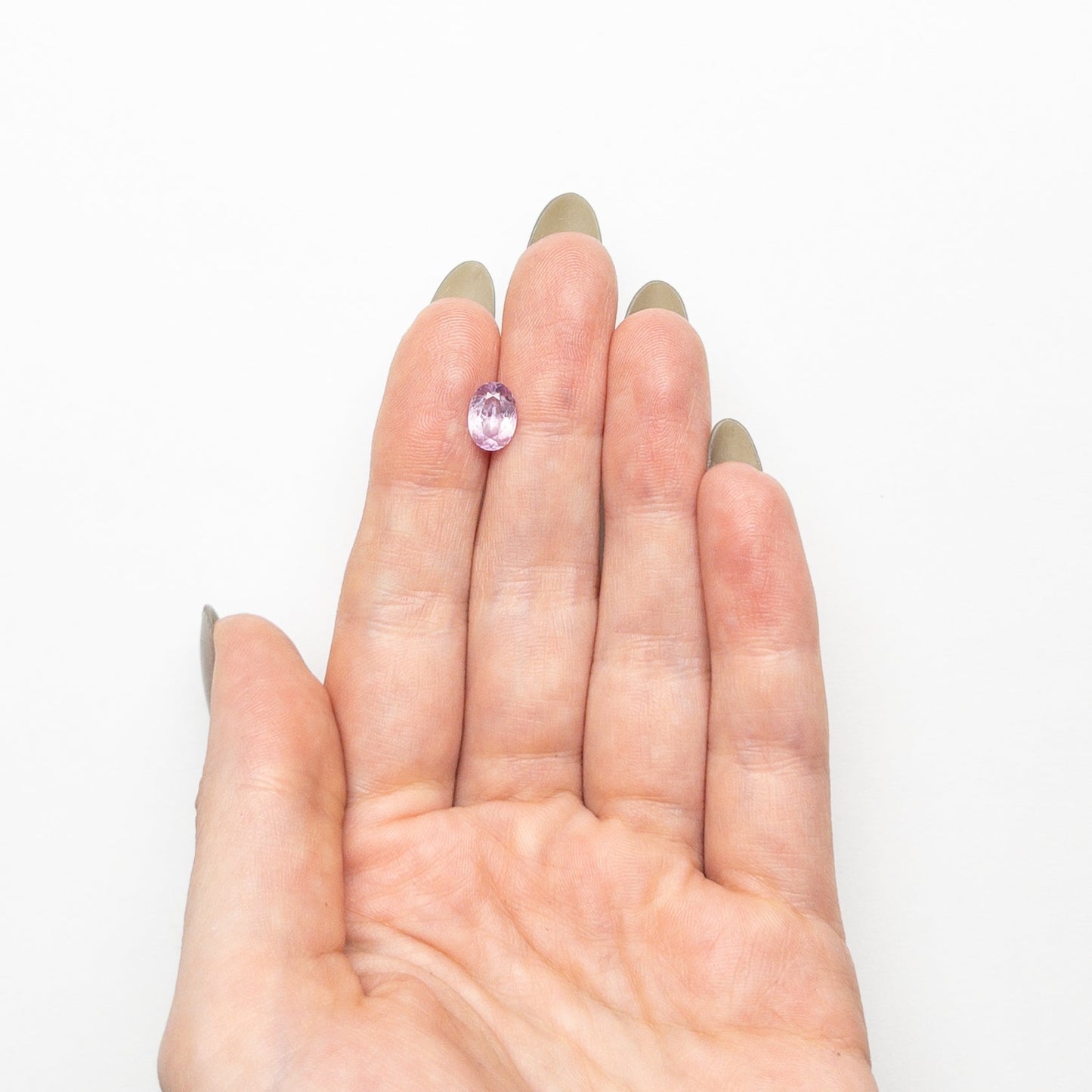 1.69ct 8.29x5.81x4.19mm オーバル ブリリアント サファイア 24680-01