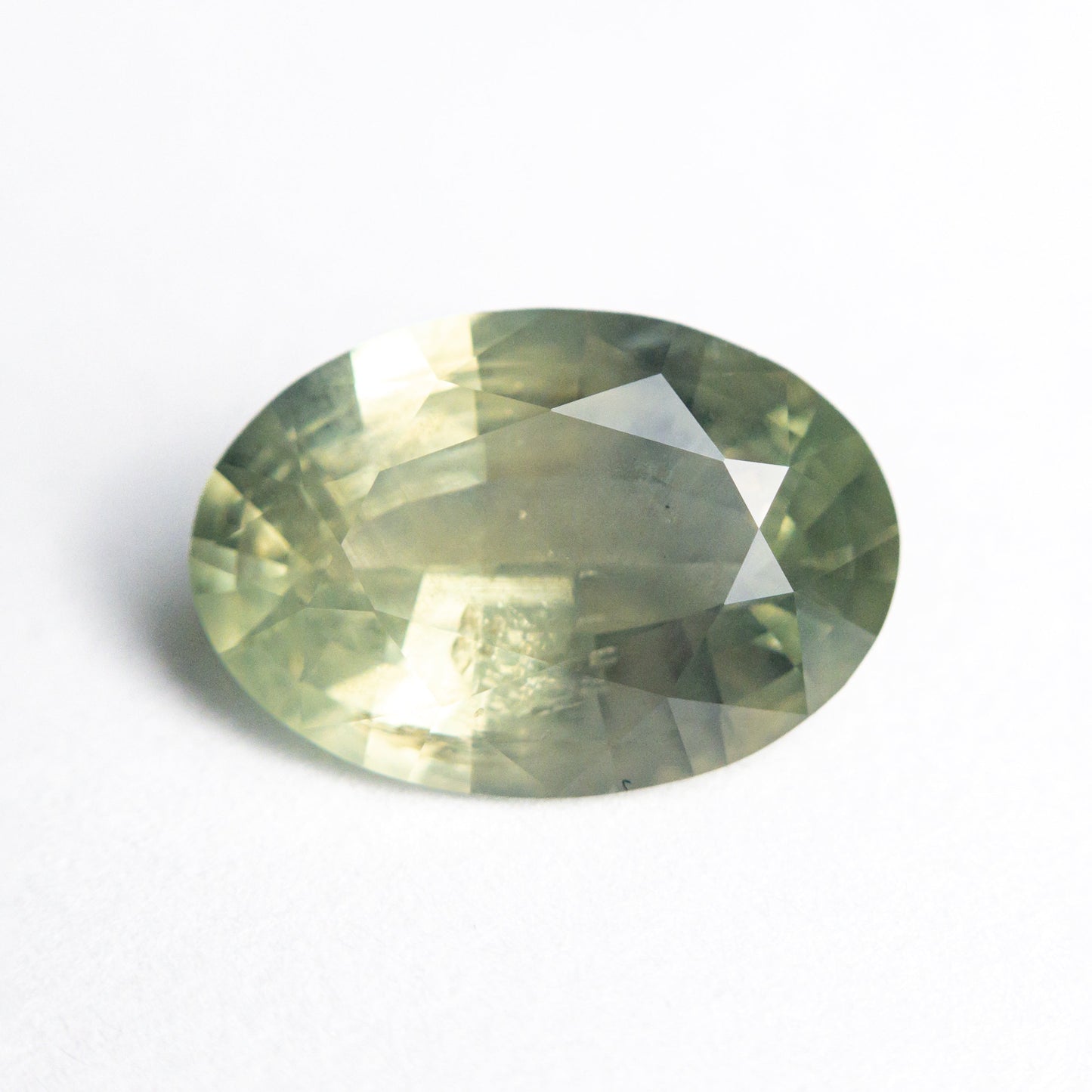 2.74ct 10.90x7.50x4.04mm オーバル ブリリアント サファイア 24799-01