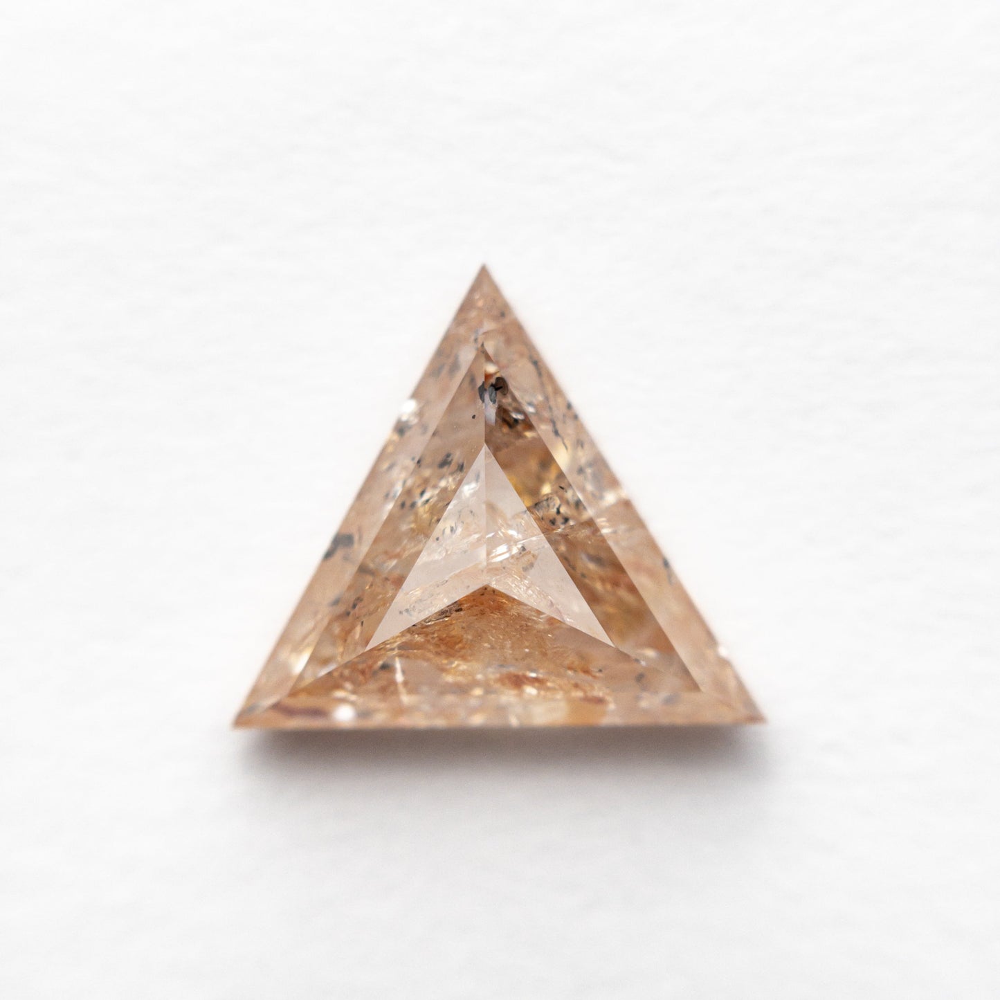 2.03ct 8.92x8.82x4.18mm トライアングルローズカット 24870-01