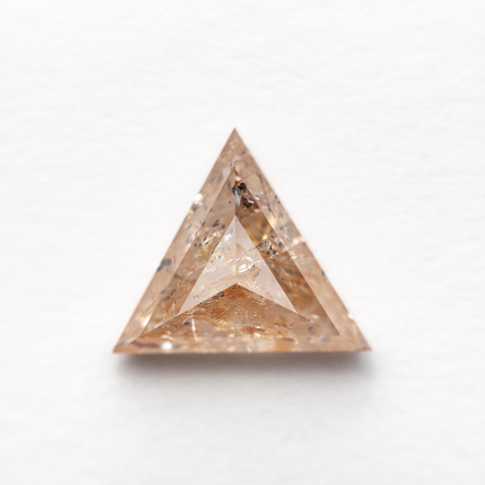 2.03ct 8.92x8.82x4.18mm トライアングルローズカット 24870-01
