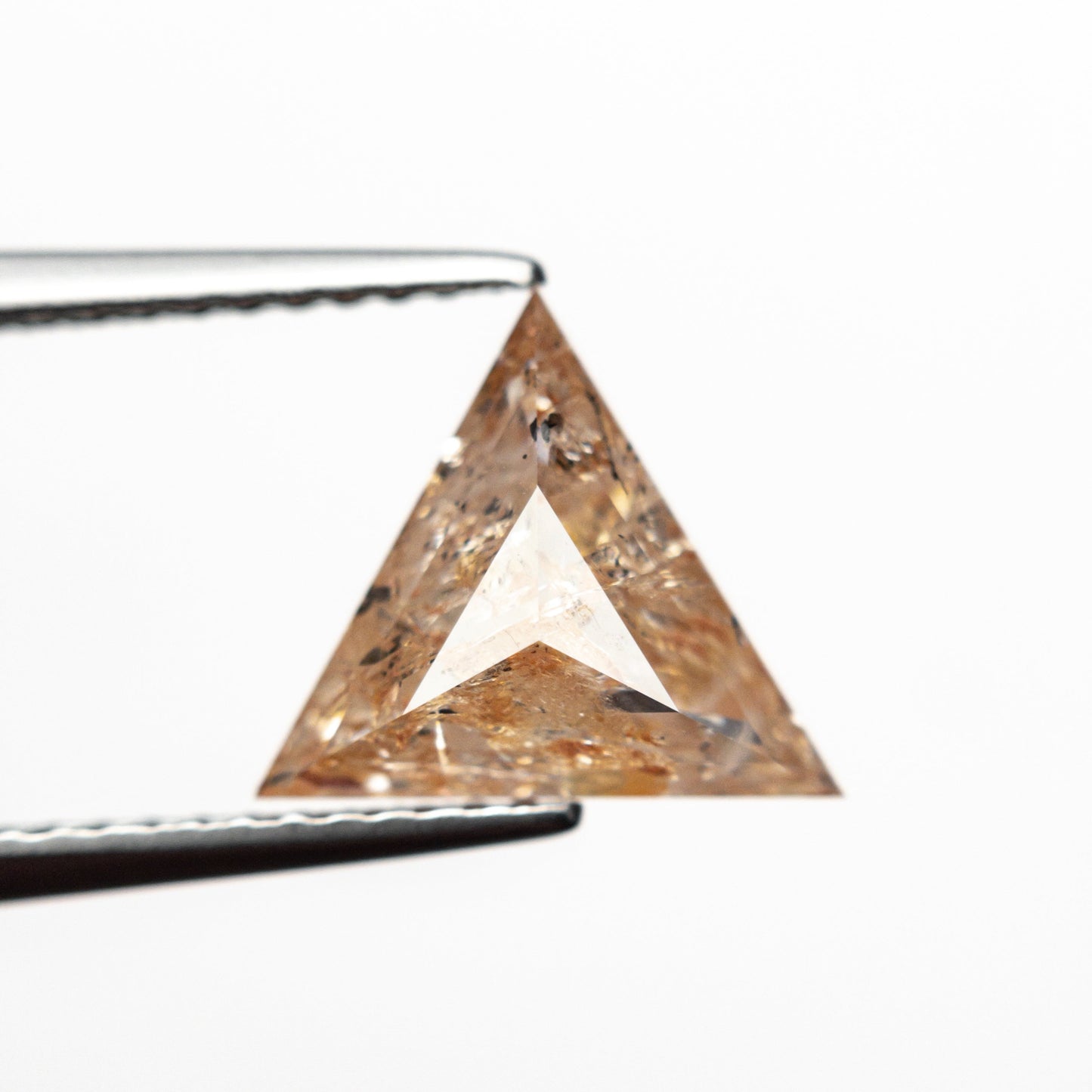 2.03ct 8.92x8.82x4.18mm トライアングルローズカット 24870-01