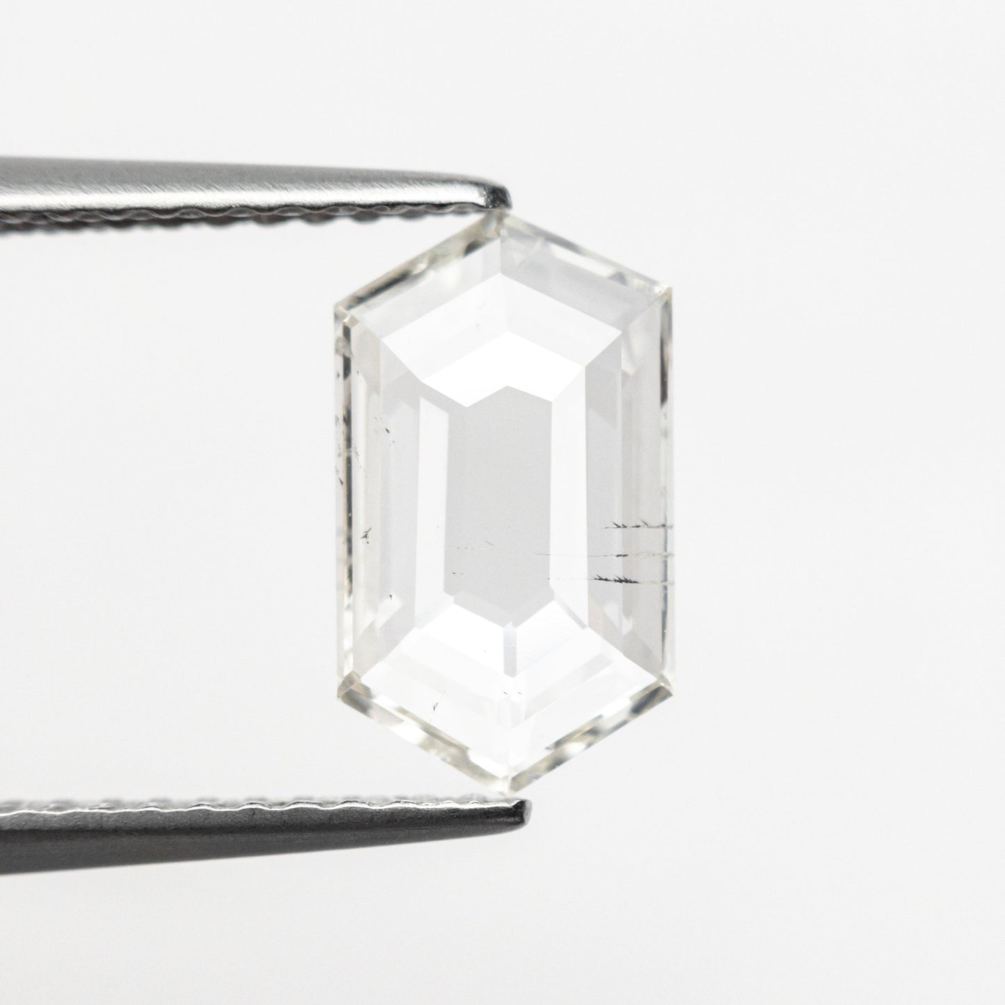 0.97ct 10.48x6.04x1.50mm I1 J ヘキサゴン ローズカット 25133-01