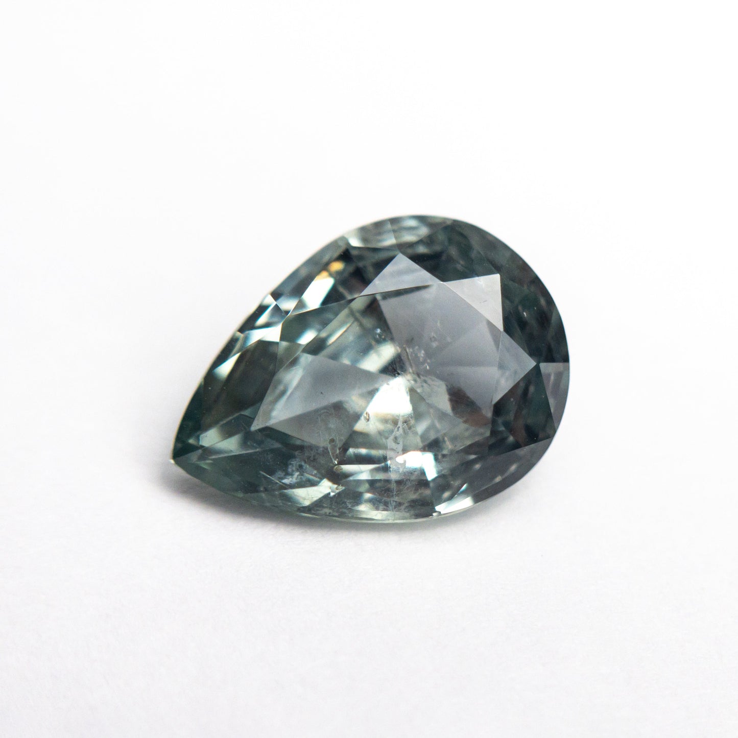 2.73ct 10.64x7.75x4.51mm ペア ブリリアント サファイア 25174-16