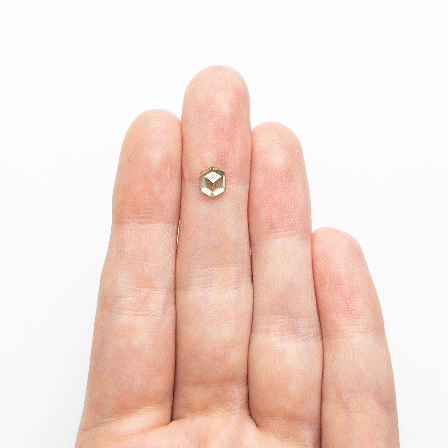 1.07ct 6.36x5.29x3.98mm ヘキサゴンステップカット 25455-11