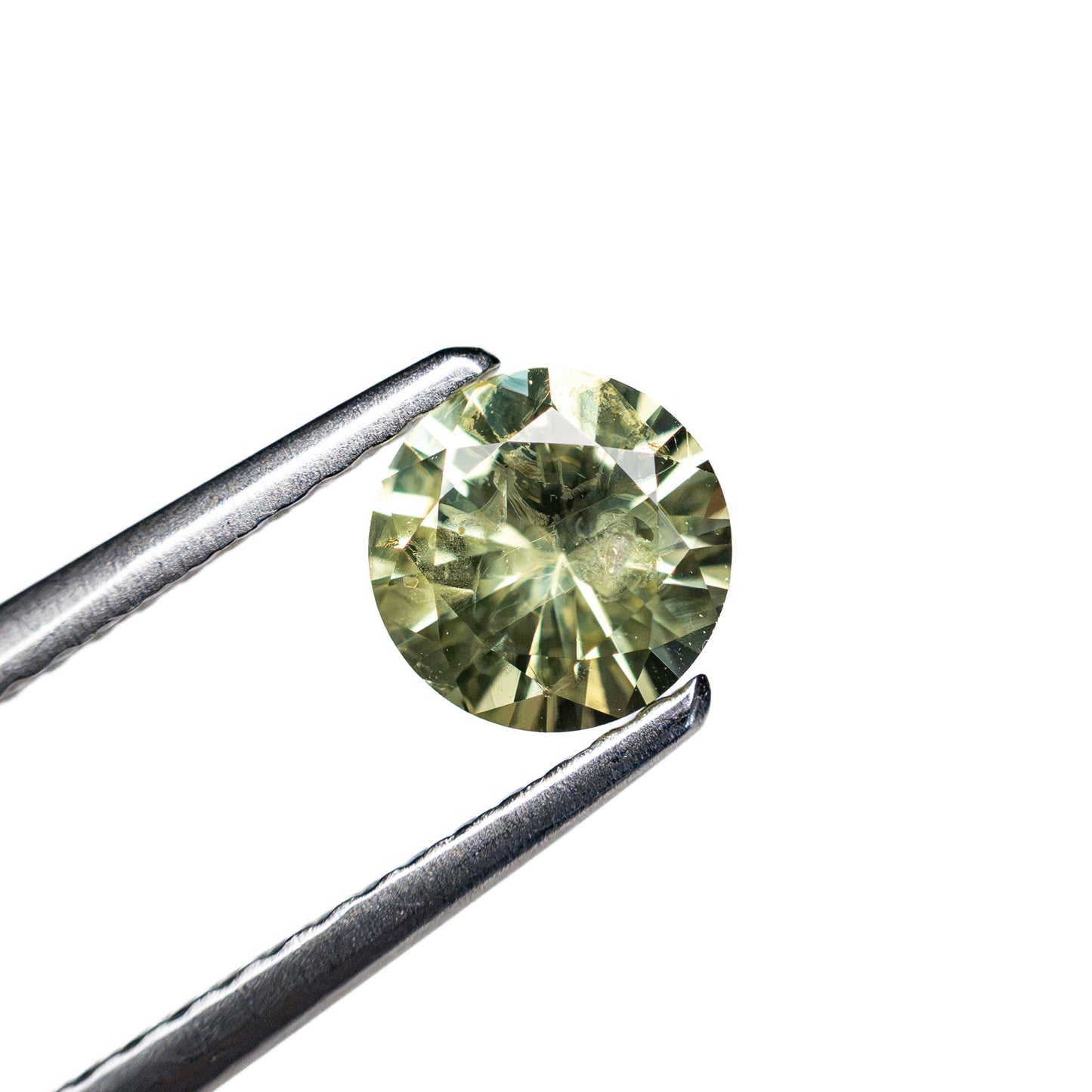 0.78ct 5.55x5.55x3.51mm Round Brilliant Sapphire 26134-02