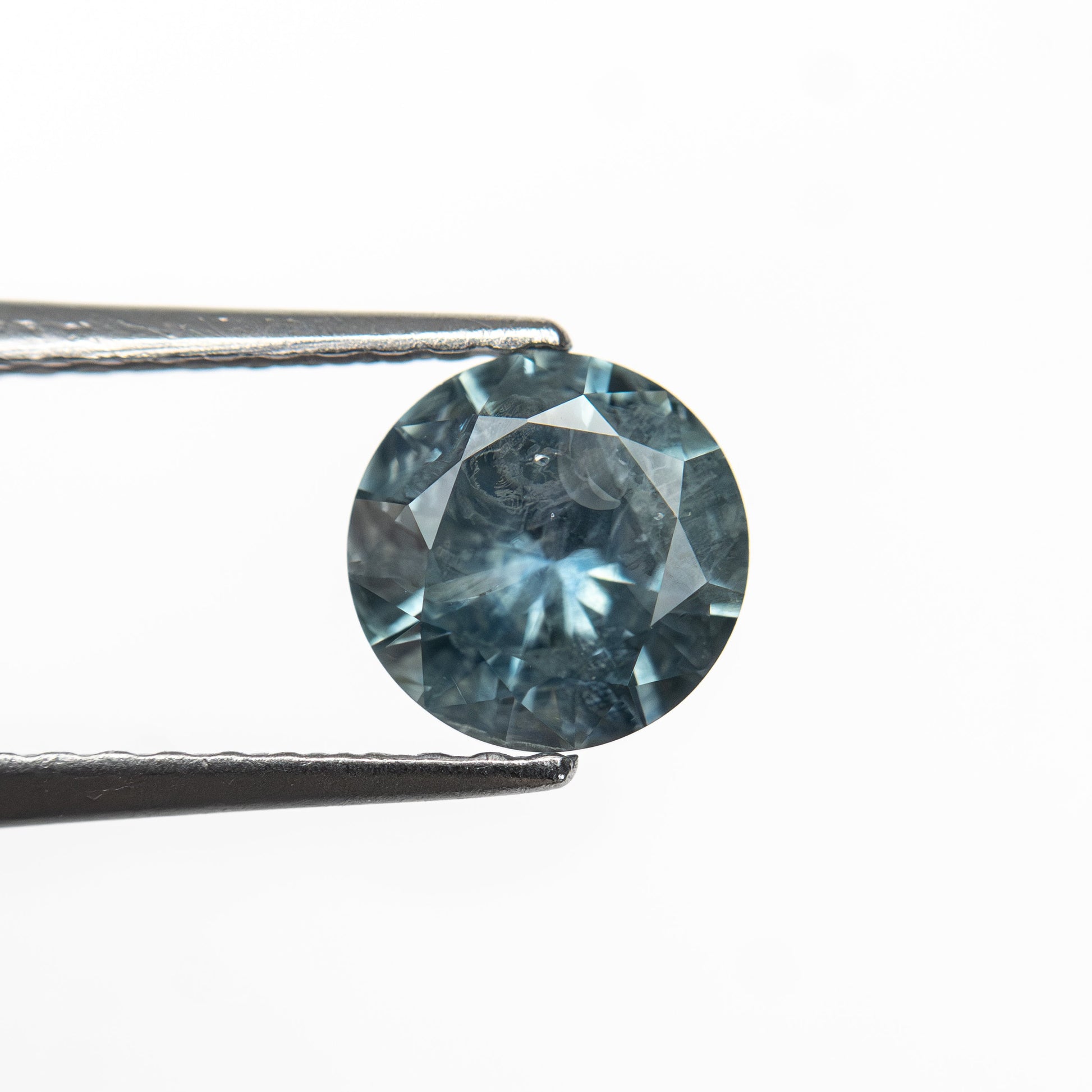 1.04ct 6.04x6.03x3.81mm ラウンドブリリアントサファイア 26141-27