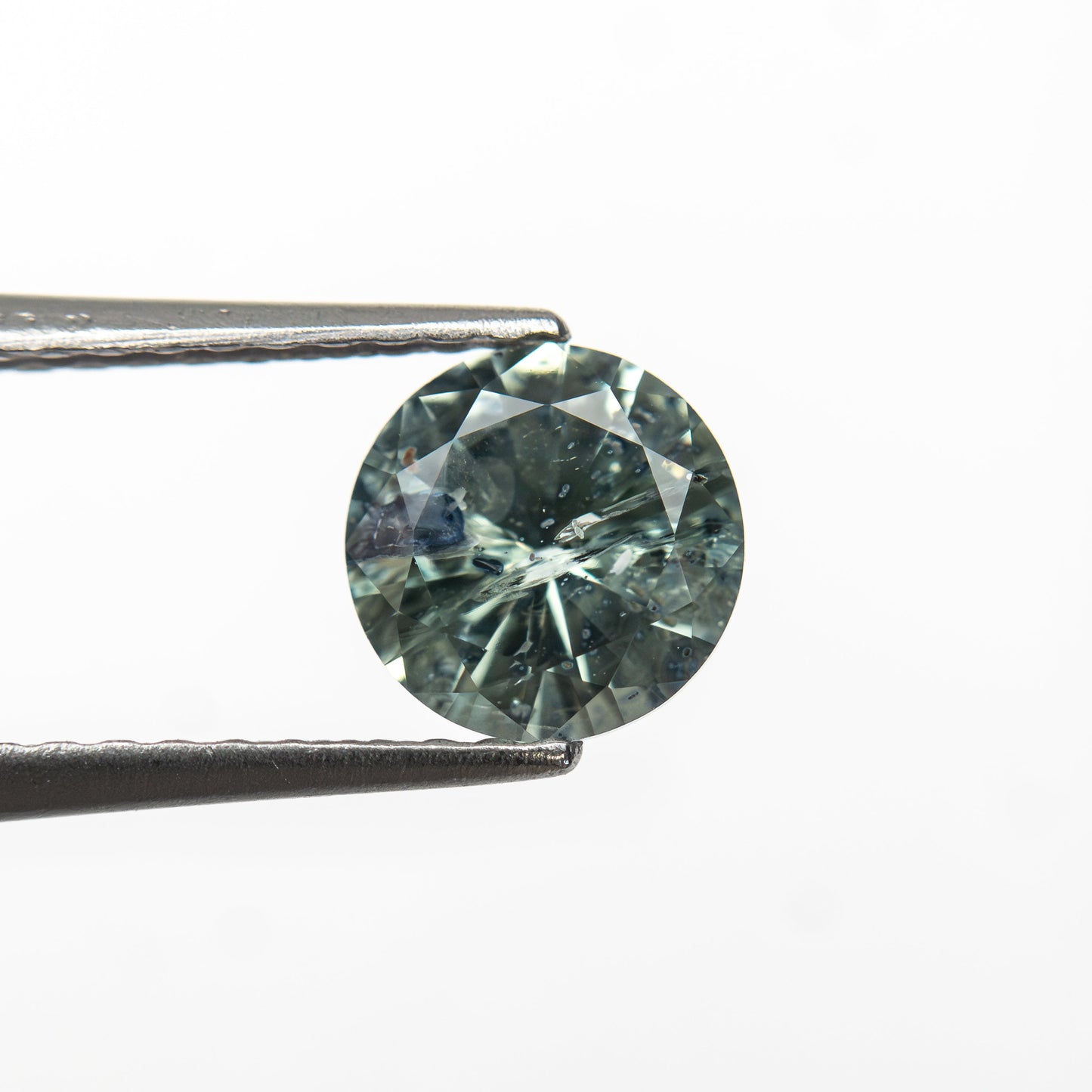 1.00カラット 6.05x6.01x3.73mm ラウンドブリリアント サファイア 26141-28