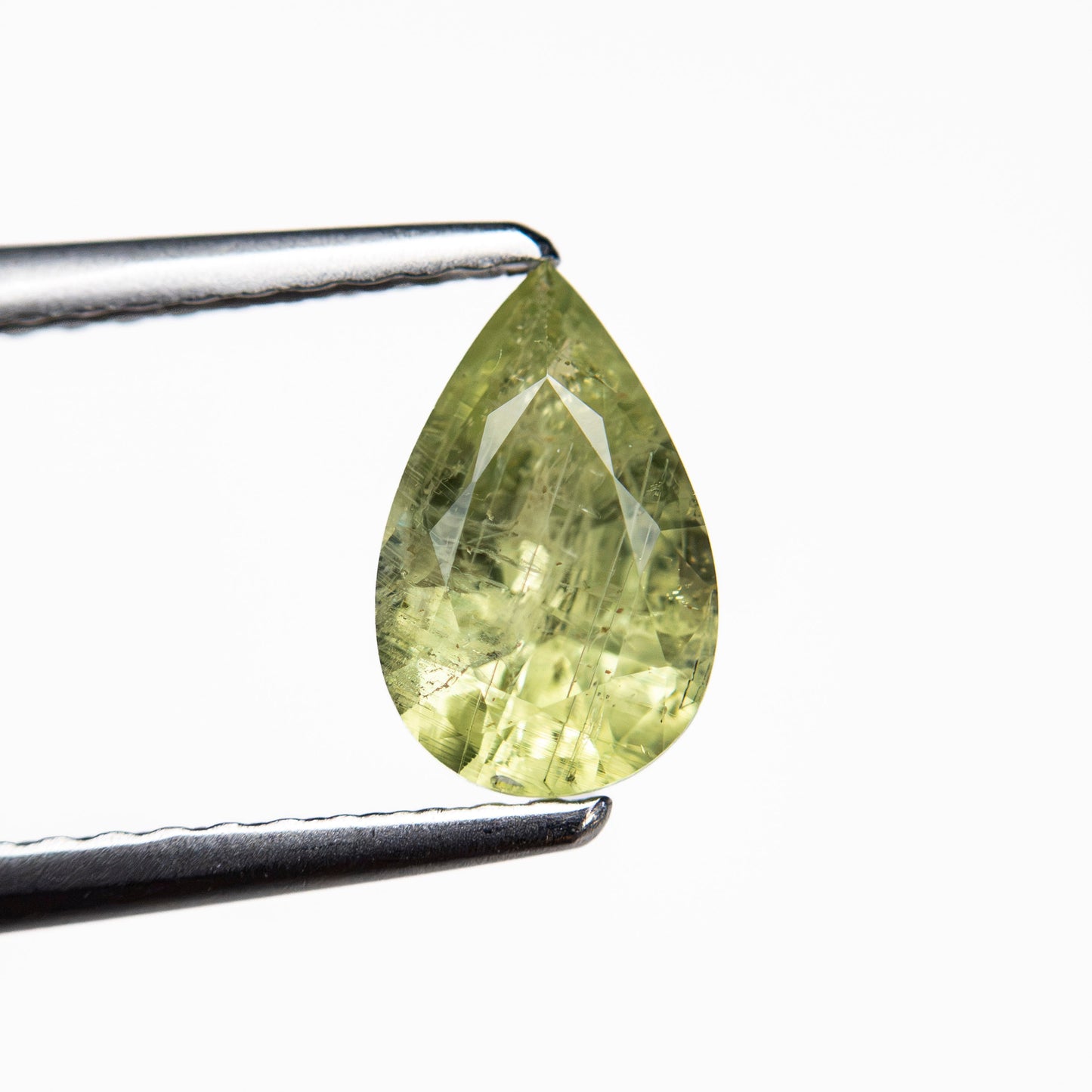 1.04ct 8.03x5.08x3.40mm Pear Brilliant Sapphire 26144-04