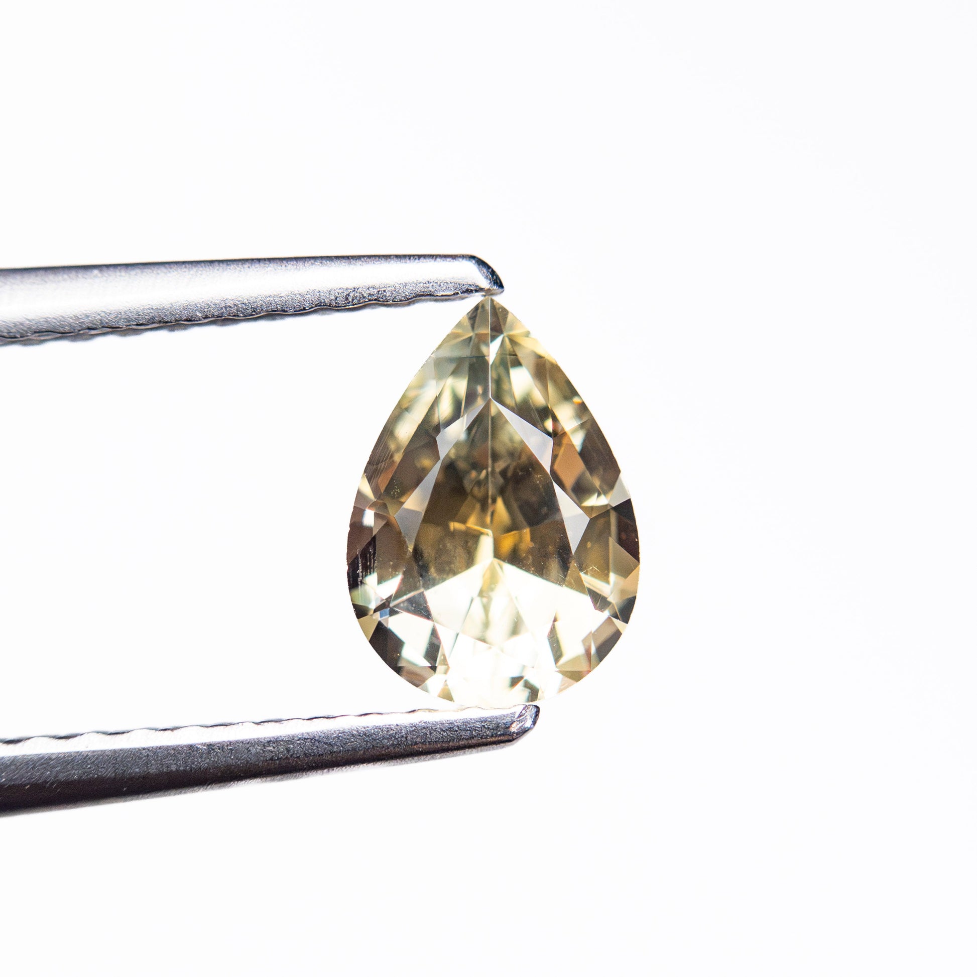 0.84ct 6.96x5.00x3.43mm Pear Brilliant Sapphire 26150-02