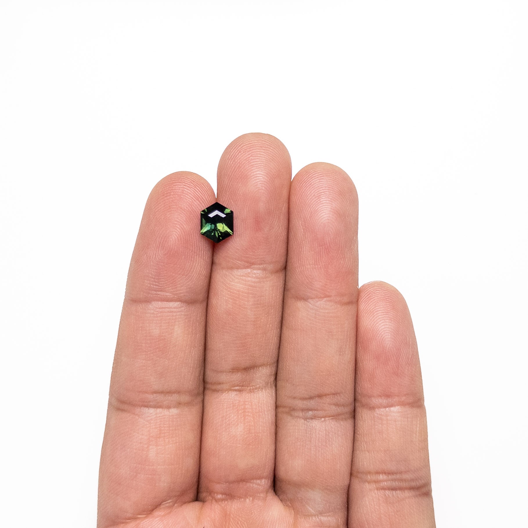1.51カラット 8.20x6.58x3.95mm ヘキサゴンステップカットサファイア 26344-02