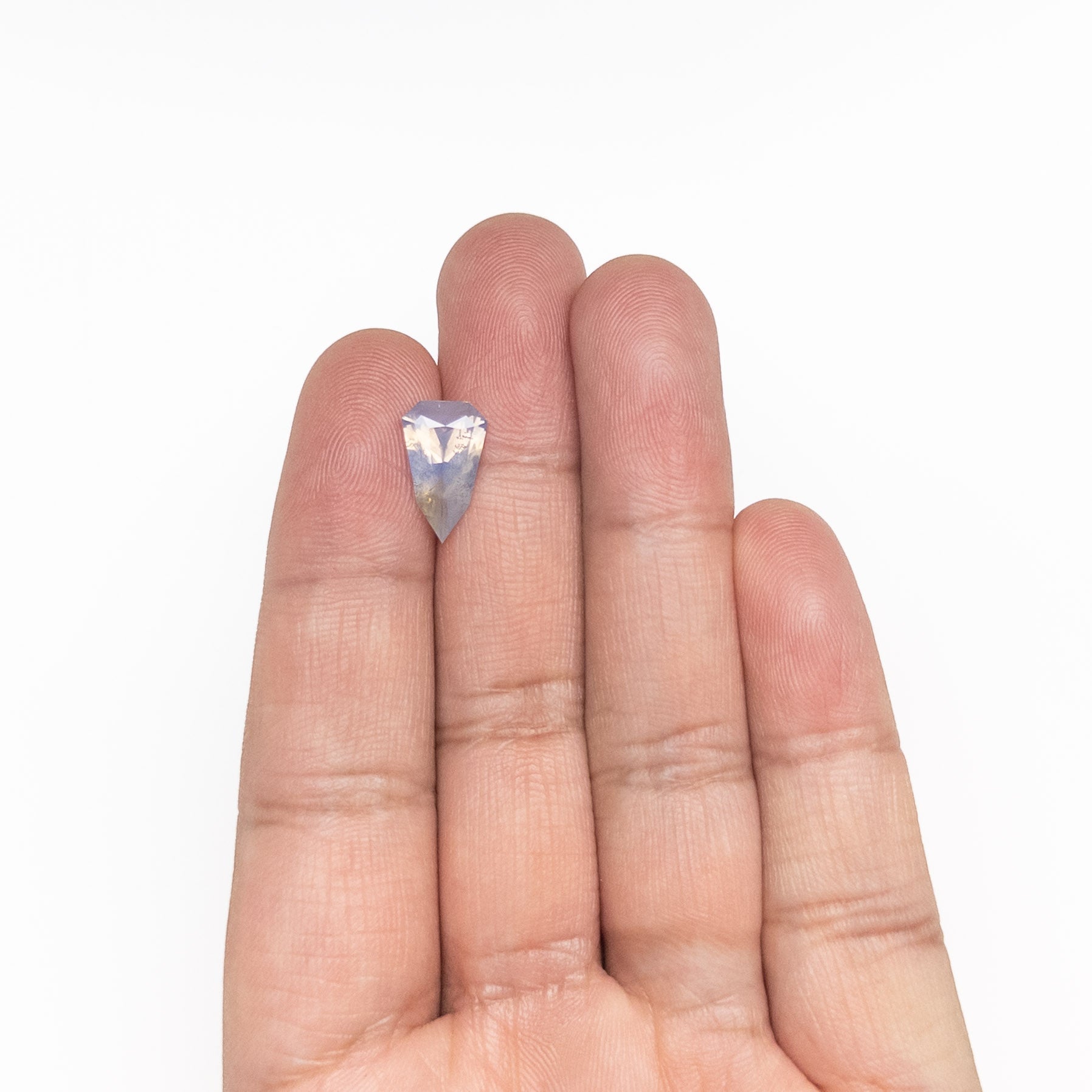 3.62ct 13.78x8.39x4.54mm Shield Brilliant Sapphire 26364-01