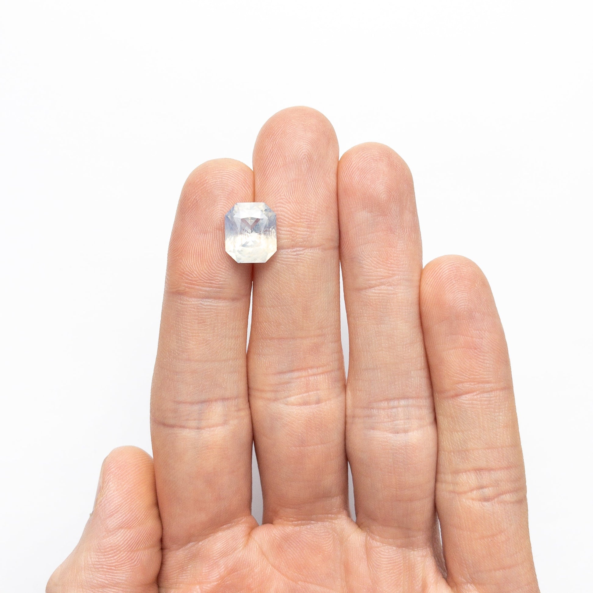 6.50カラット 11.04x9.49x6.57mm カットコーナー レクタングル ブリリアントサファイア 26390-01