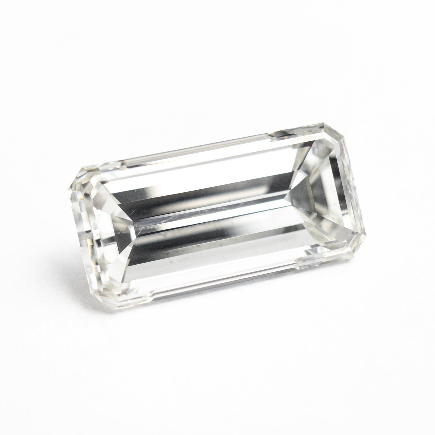 3.01カラット 11.85x5.89x4.47mm GIA SI2 Hカット コーナー レクタングル ステップカット 26478-01