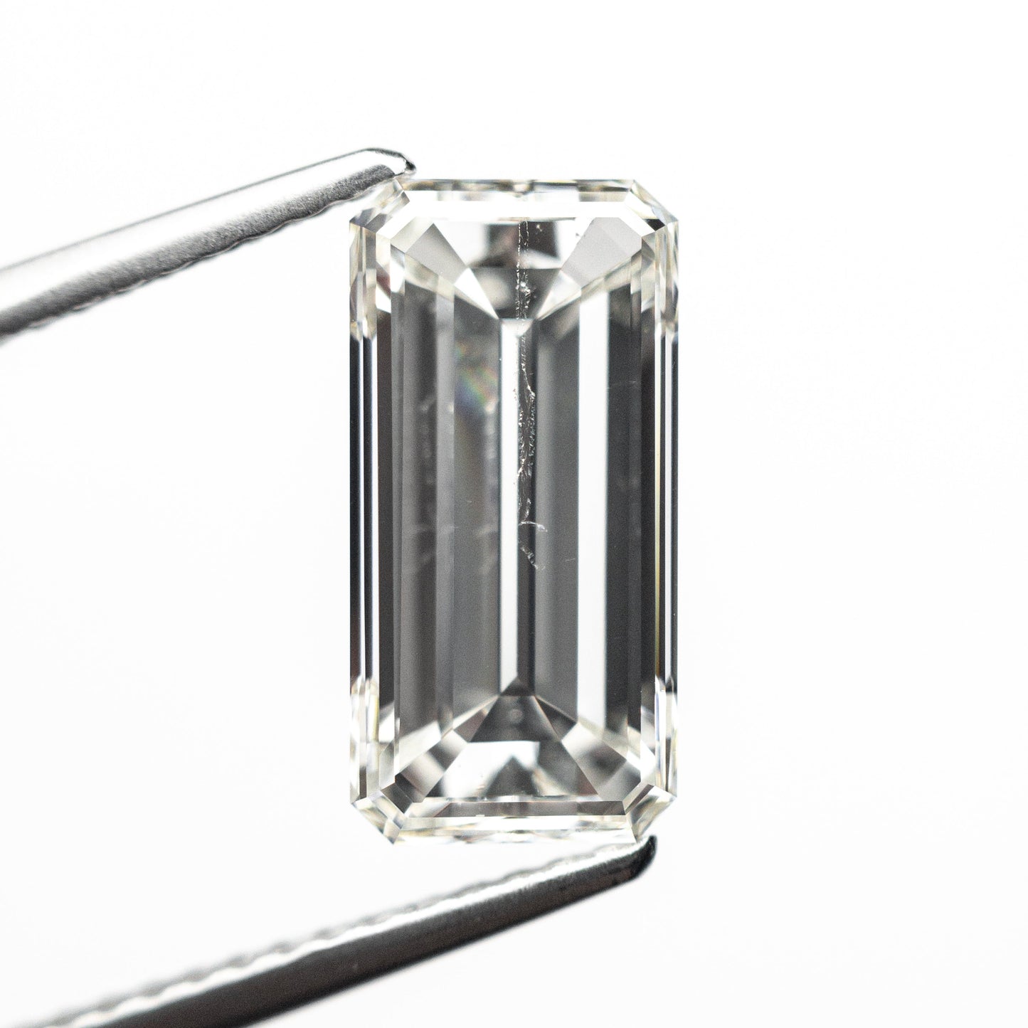 3.01カラット 11.85x5.89x4.47mm GIA SI2 Hカット コーナー レクタングル ステップカット 26478-01