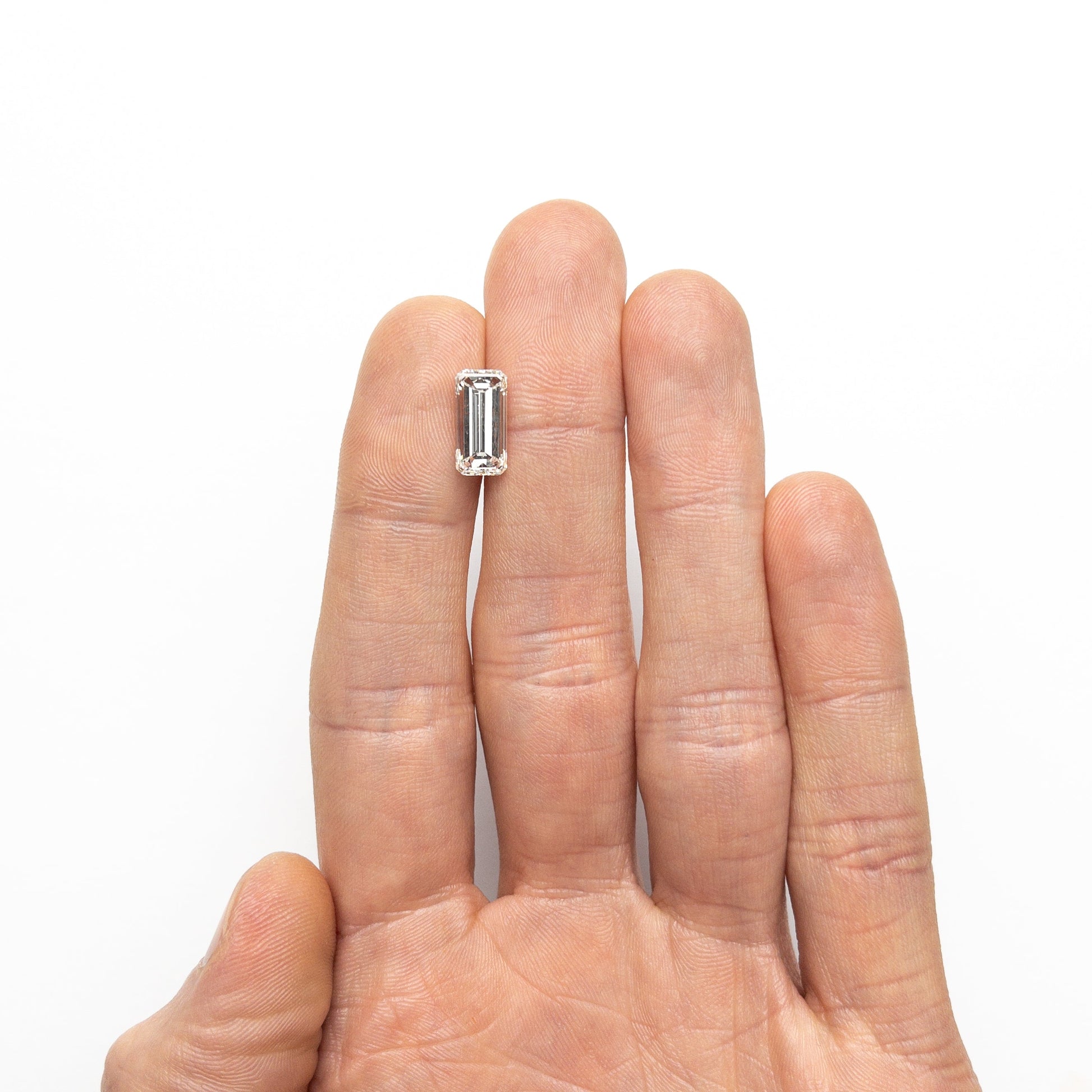 3.01カラット 11.85x5.89x4.47mm GIA SI2 Hカット コーナー レクタングル ステップカット 26478-01