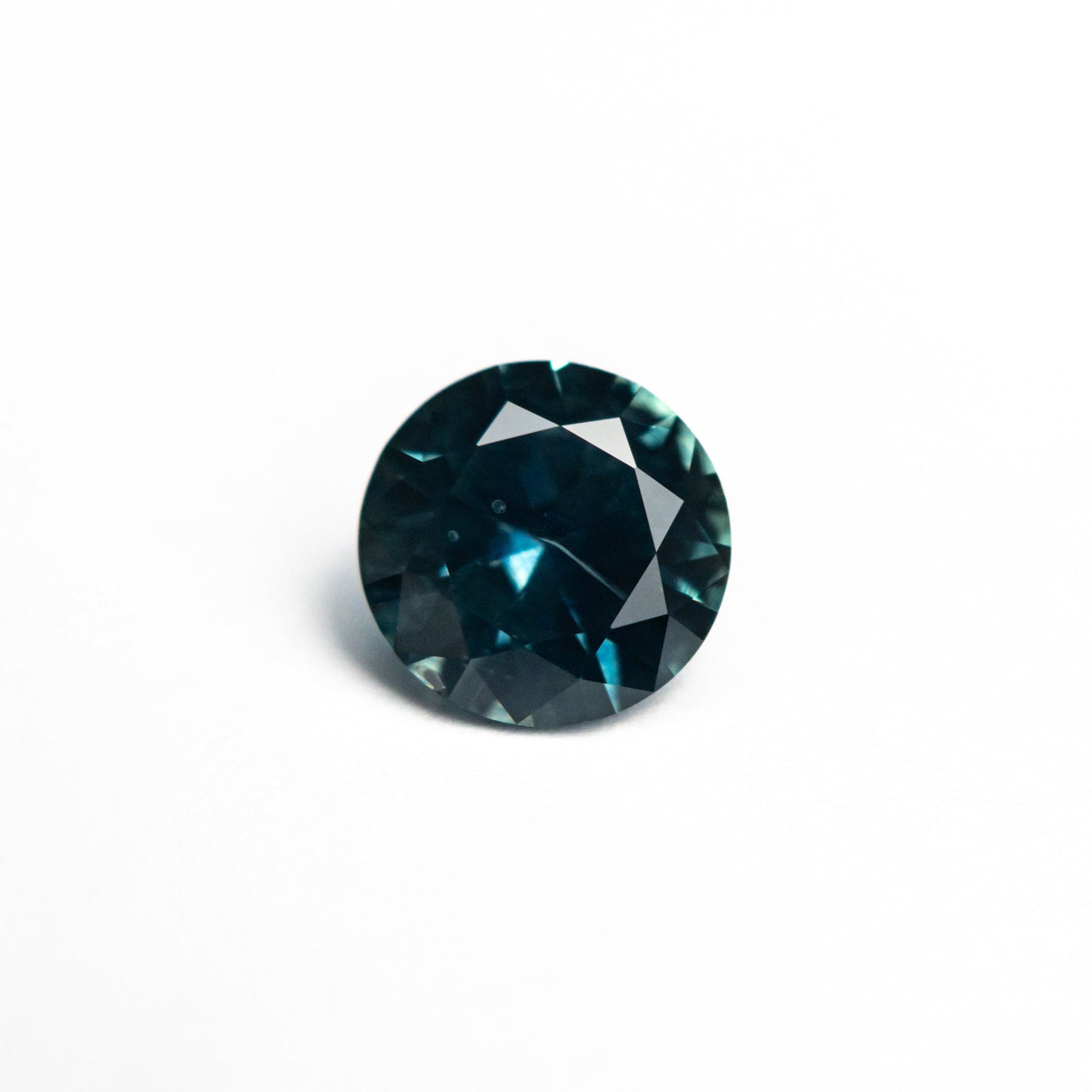 1.17カラット 6.54x6.52x3.85mm ラウンドブリリアントサファイア 26524-02