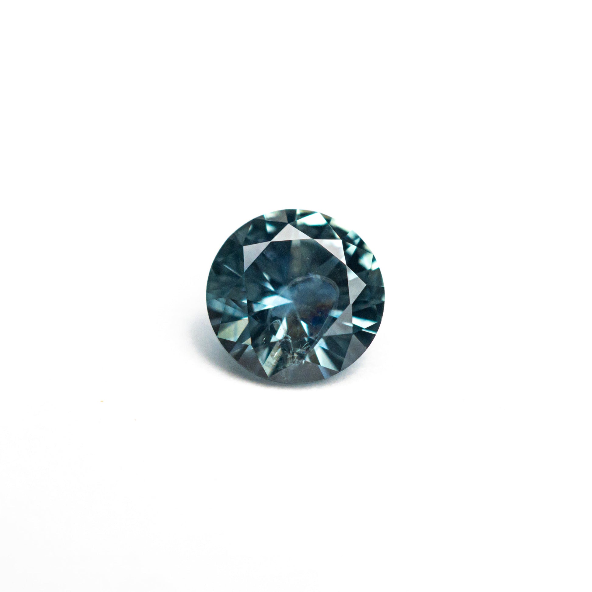 0.83ct 5.65x5.62x3.54mm Round Brilliant Sapphire 26532-02