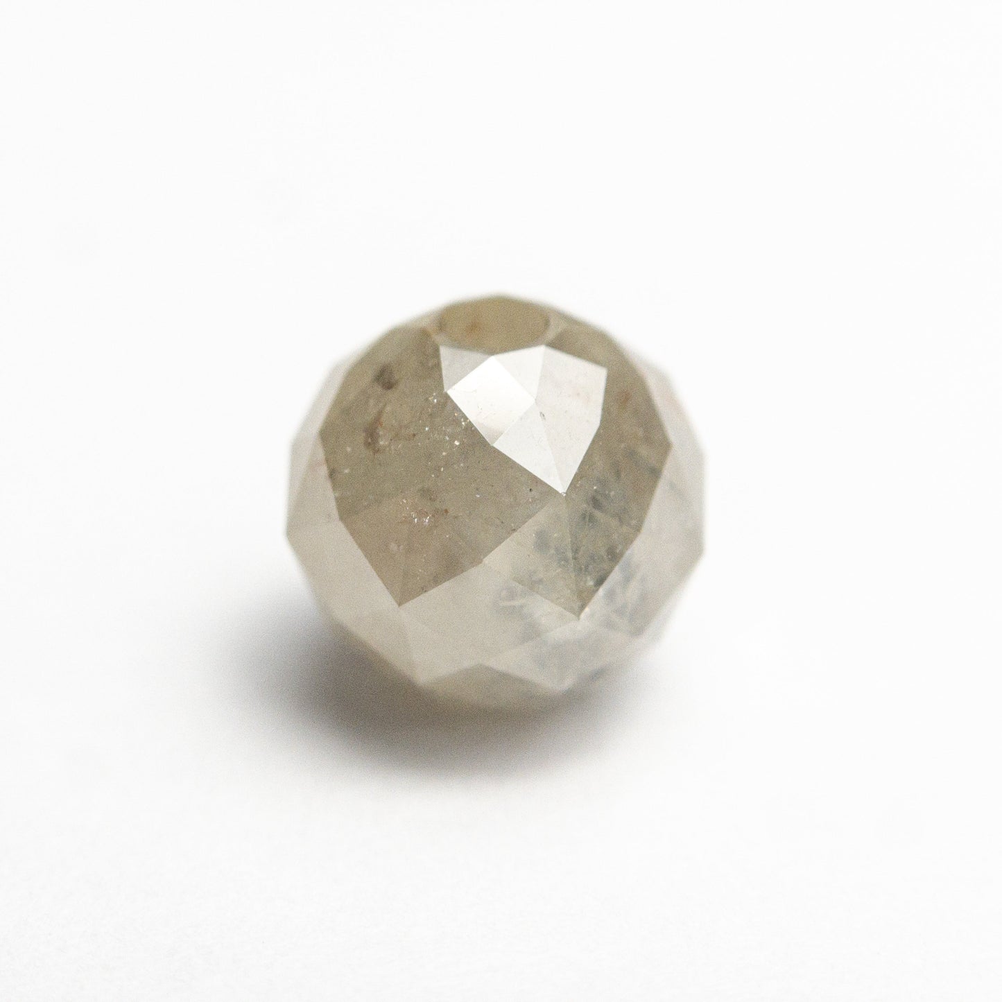 3.09ct 6.98x7.28x7.07mm ファセットビーズ 26554-01