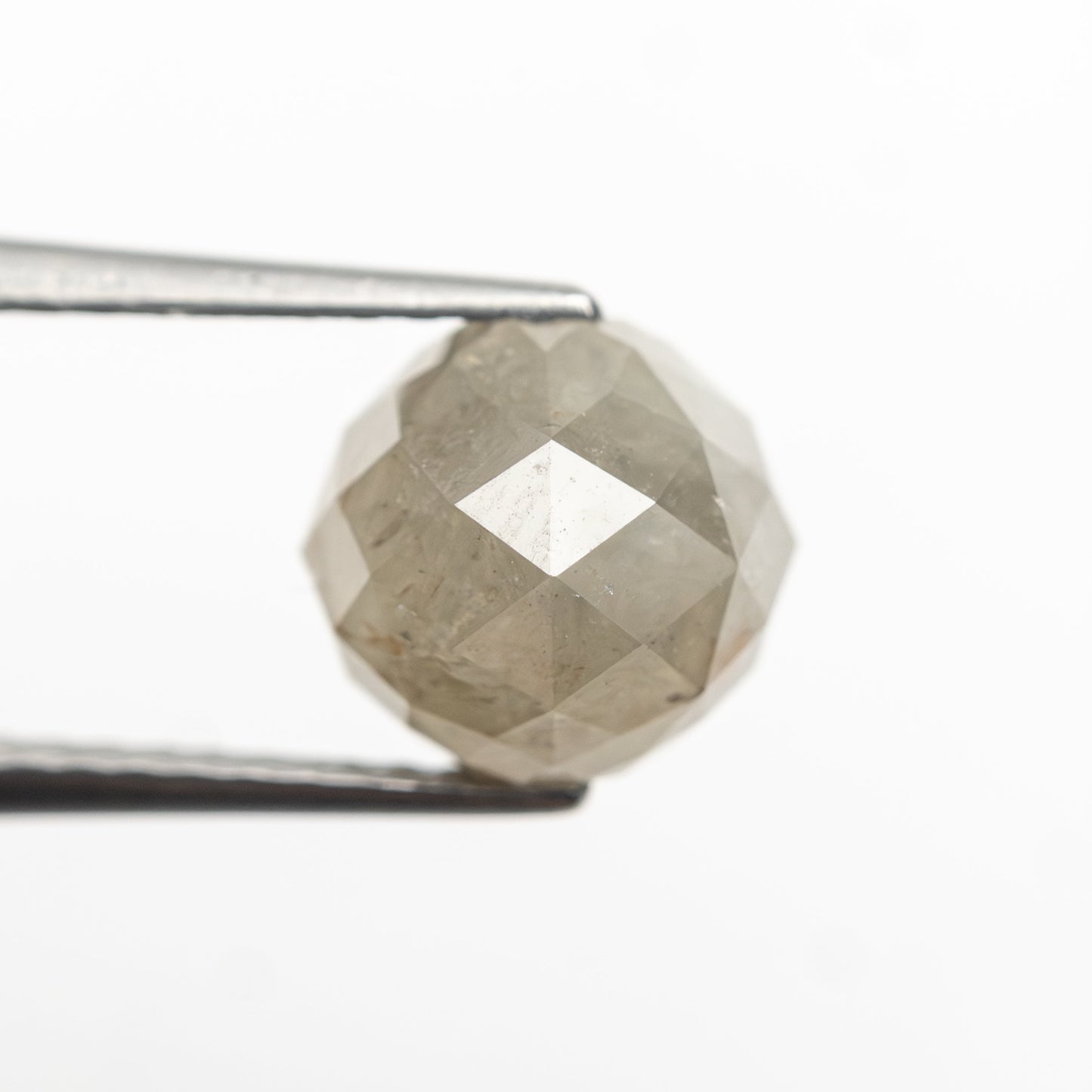 3.09ct 6.98x7.28x7.07mm ファセットビーズ 26554-01