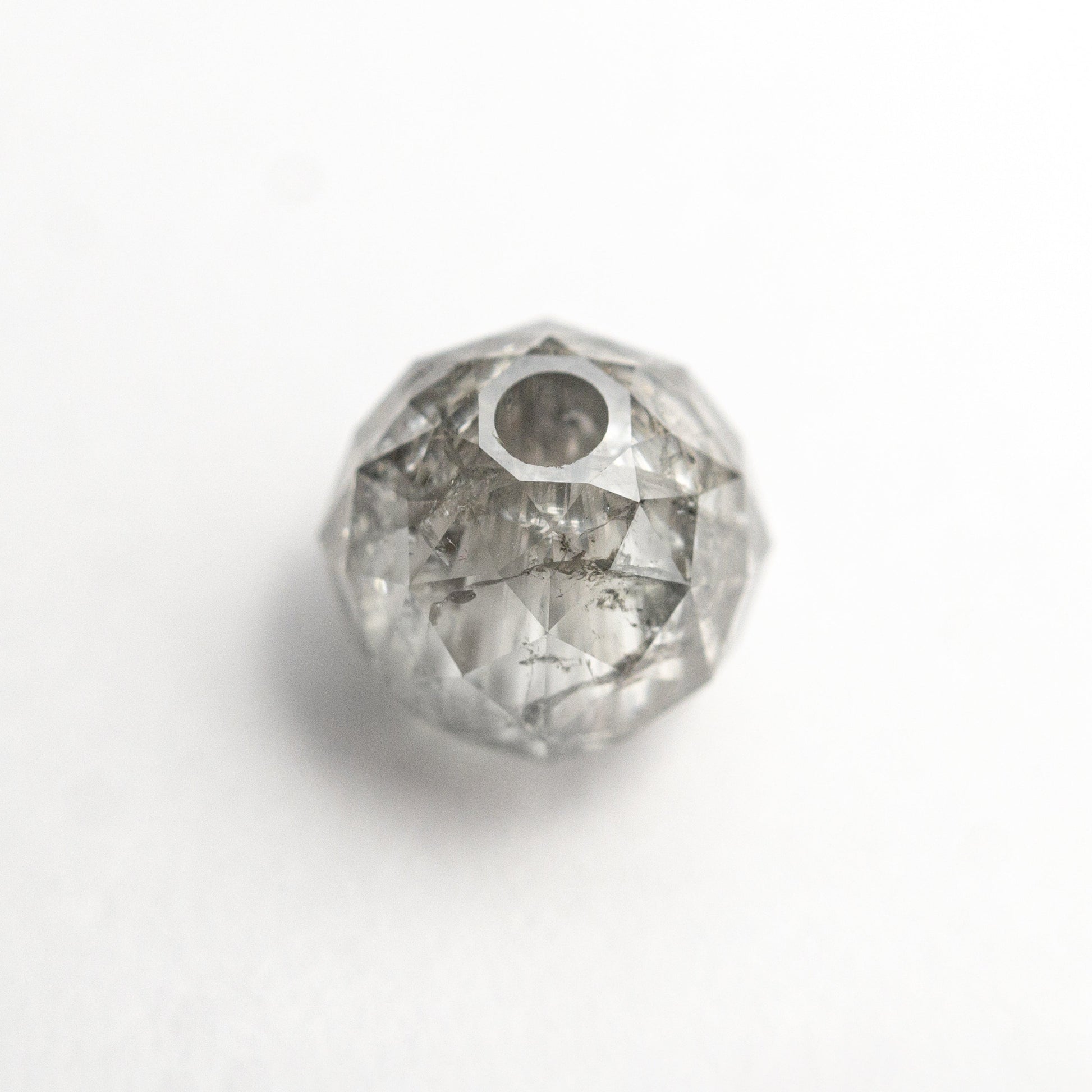 2.82ct 6.62x6.75x6.76mm ファセットビーズ 26554-02