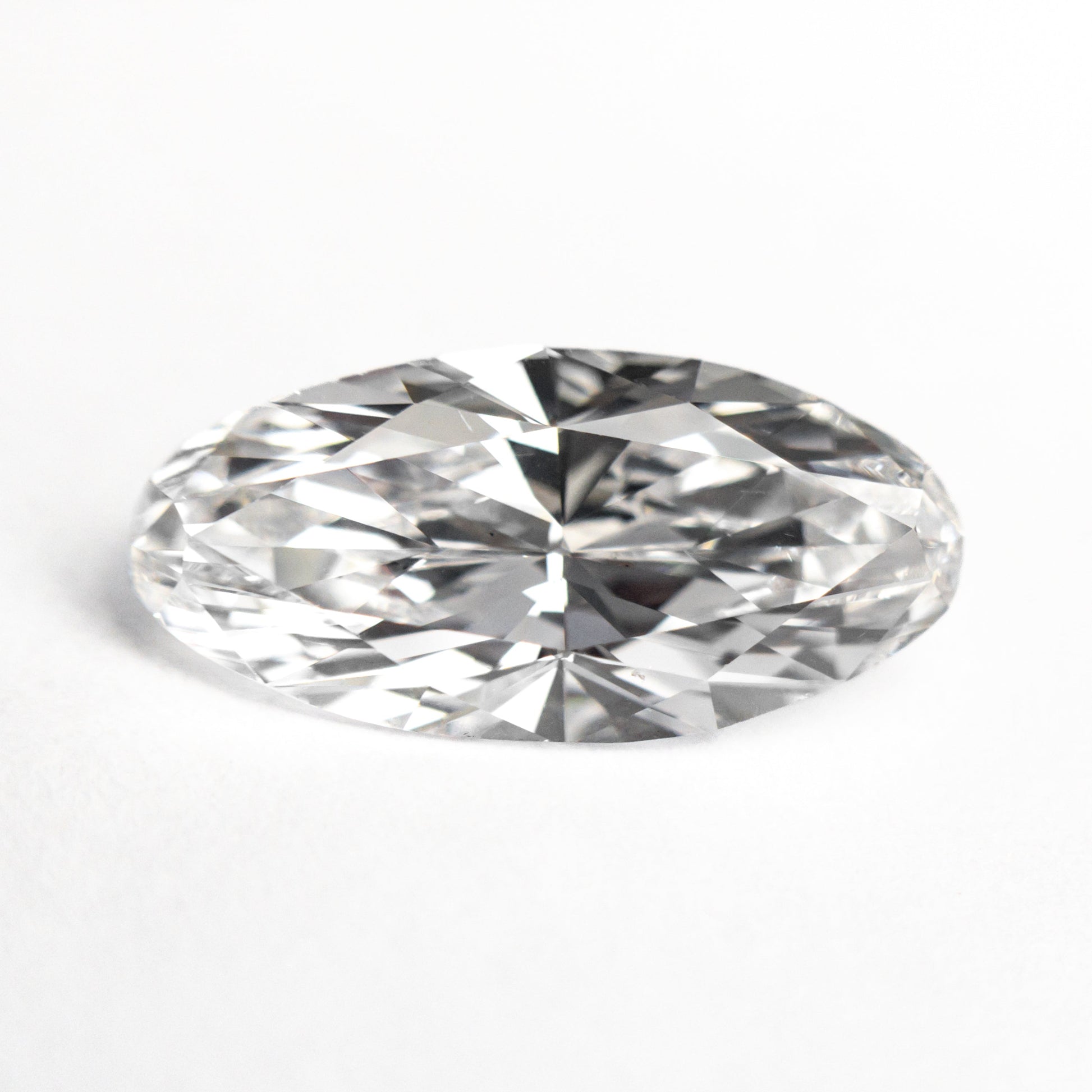 2.56ct 14.14x6.69x4.10mm GIA VS2 D Moval Brilliant 26663-01