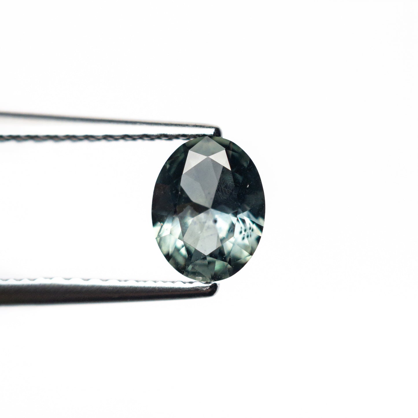 0.80カラット 6.53x5.11x2.99mm オーバルブリリアントサファイア 26668-23