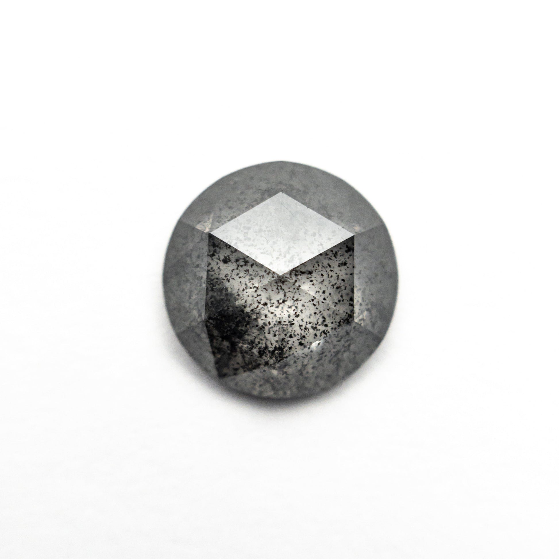 1.76カラット 8.08x8.07x3.19mm ラウンド ローズカット 26786-25